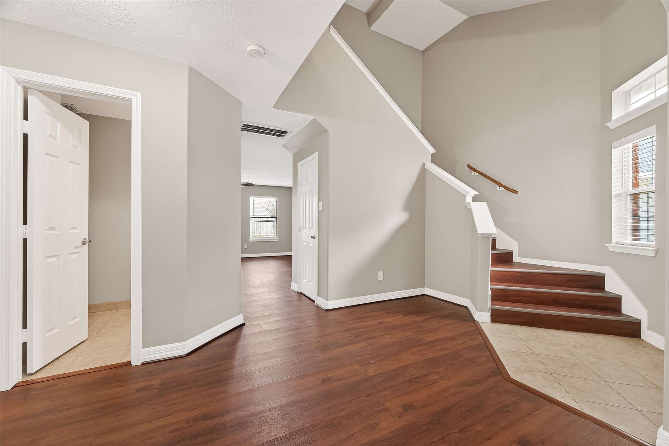 1411 Heath Cote Lane Property Photo 12
