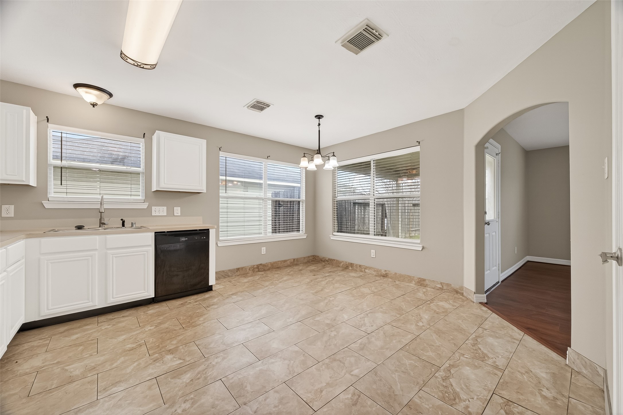 1411 Heath Cote Lane Property Photo 23