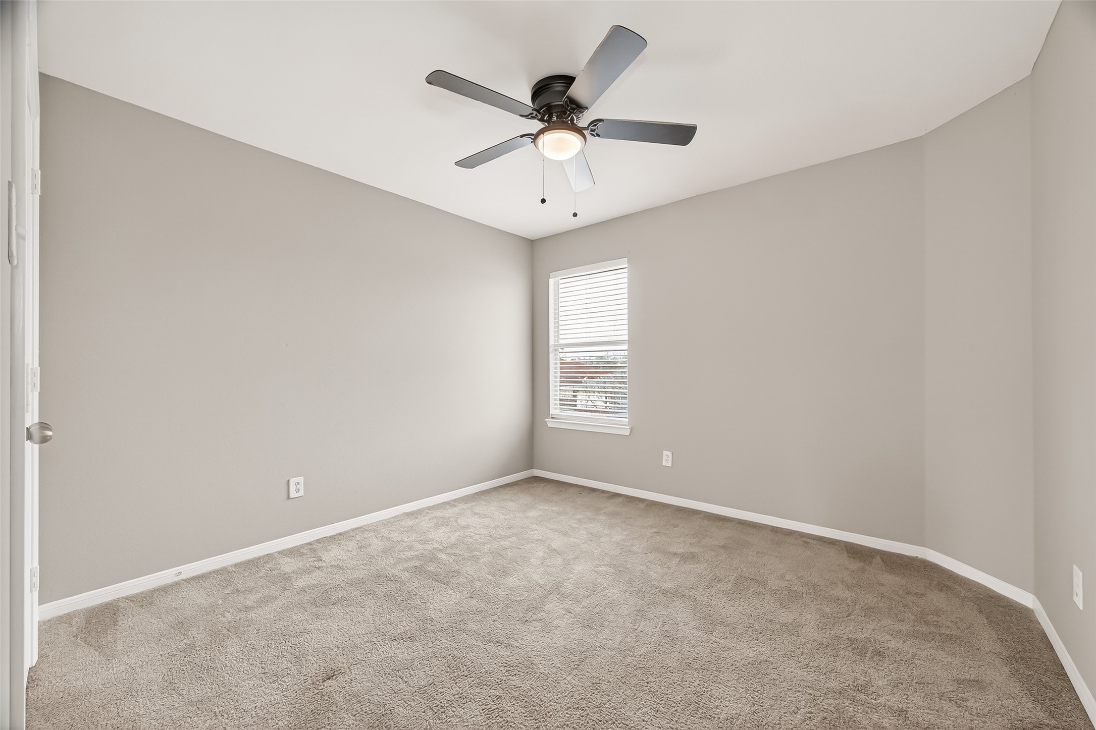 1411 Heath Cote Lane Property Photo 27