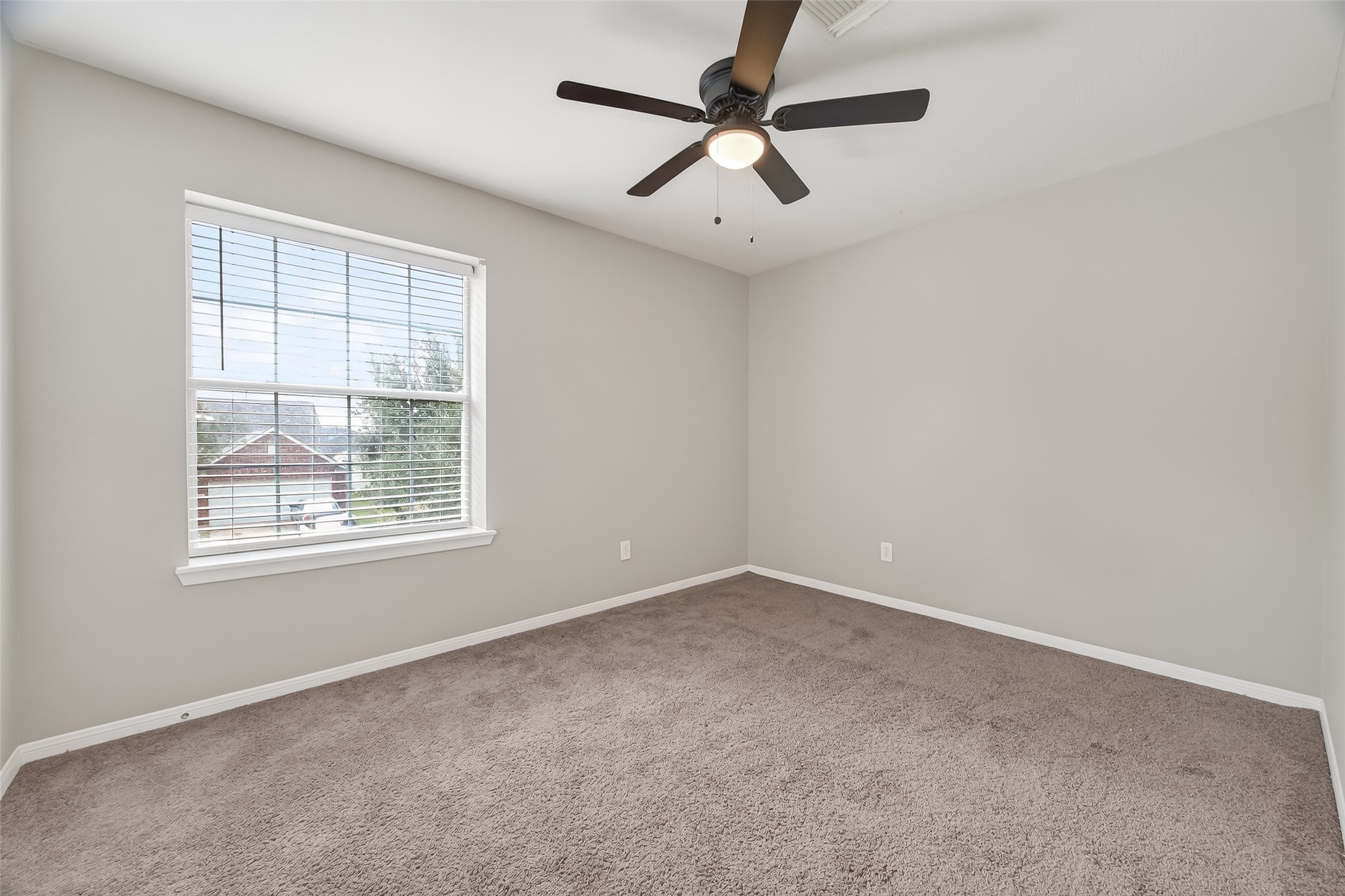 1411 Heath Cote Lane Property Photo 29