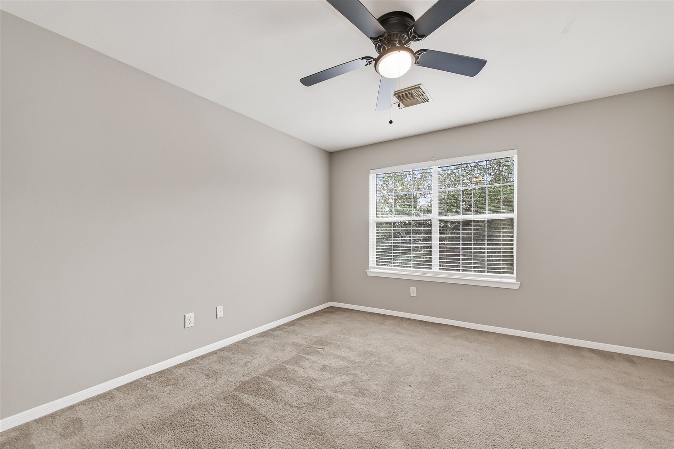 1411 Heath Cote Lane Property Photo 32