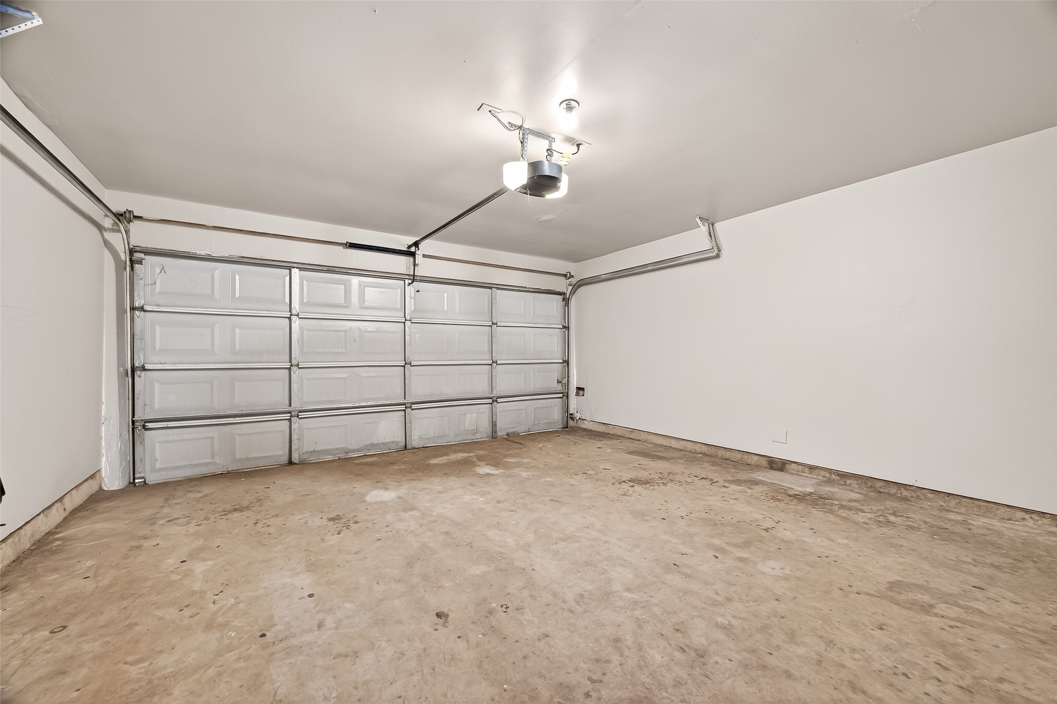 1411 Heath Cote Lane Property Photo 42