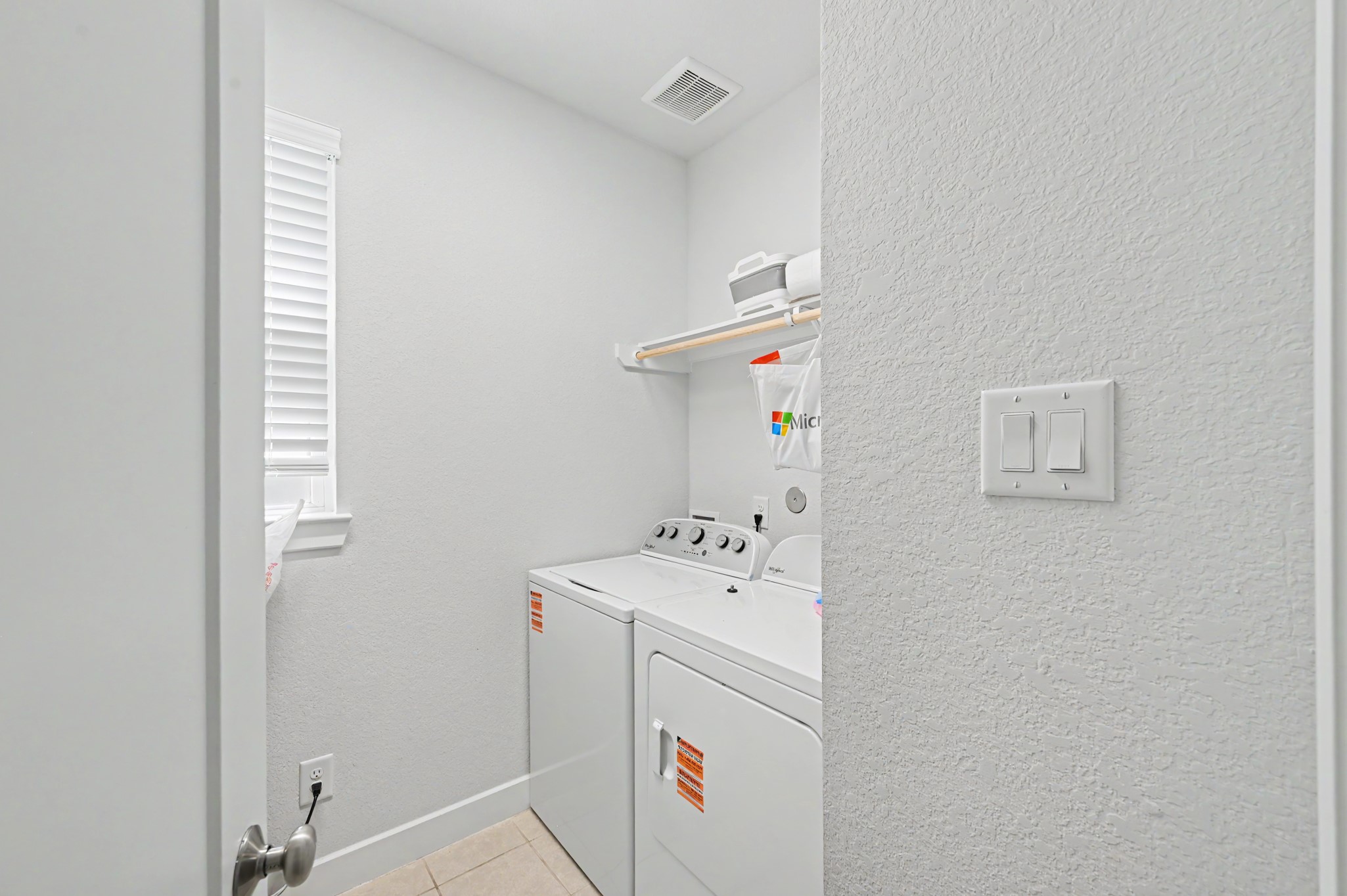 155 Renodes Garden Lane Property Photo 8