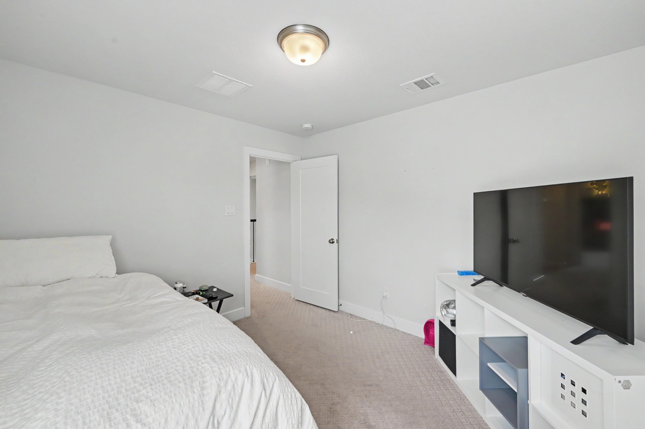155 Renodes Garden Lane Property Photo 28