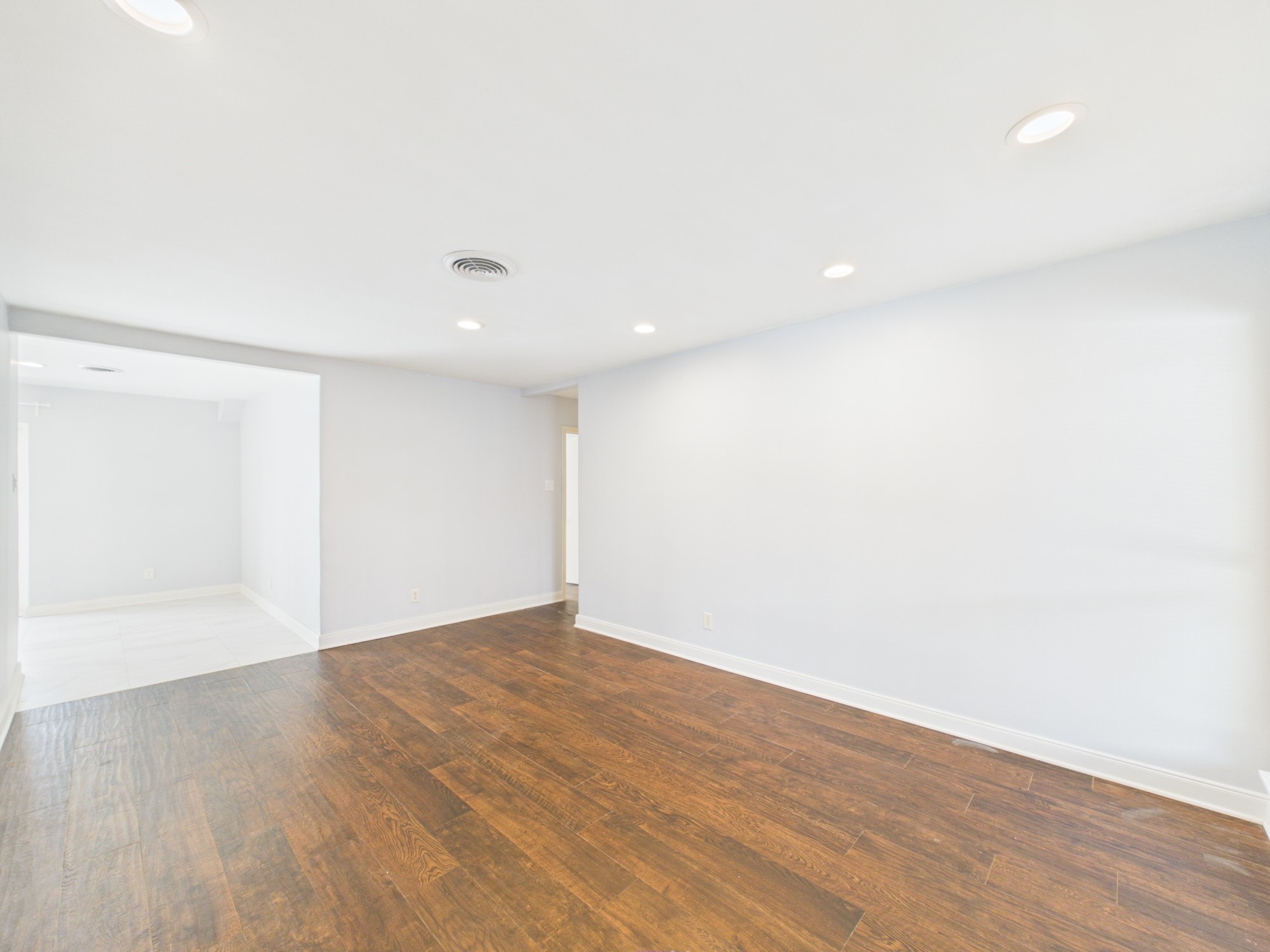 5627 Winsome Lane Property Photo 5