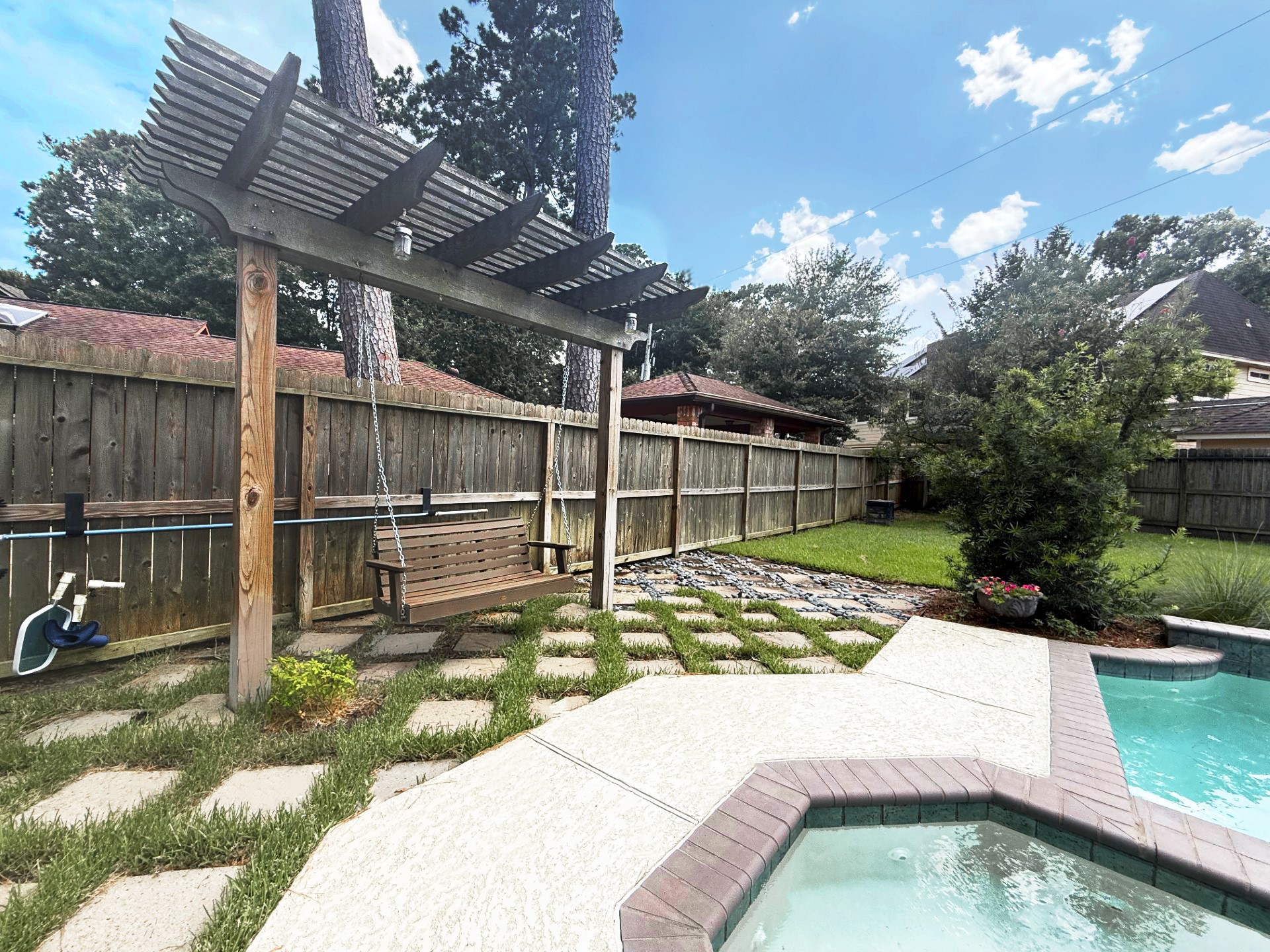 8018 Northbridge Drive Property Photo 41