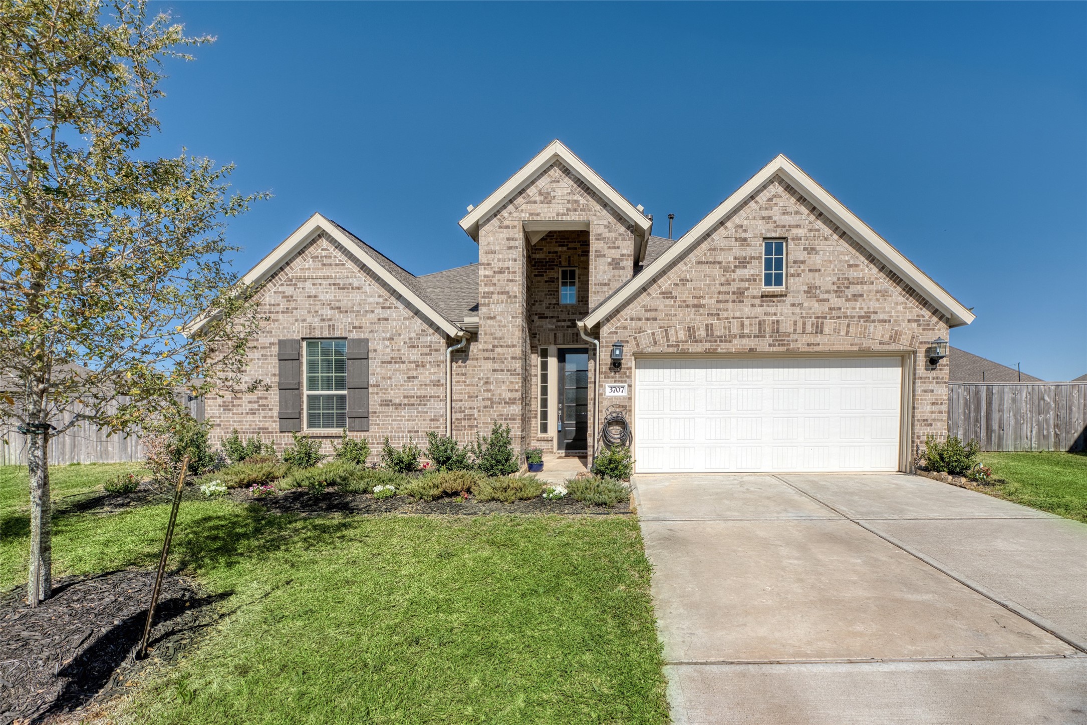 3707 Lion Creek Court Property Photo