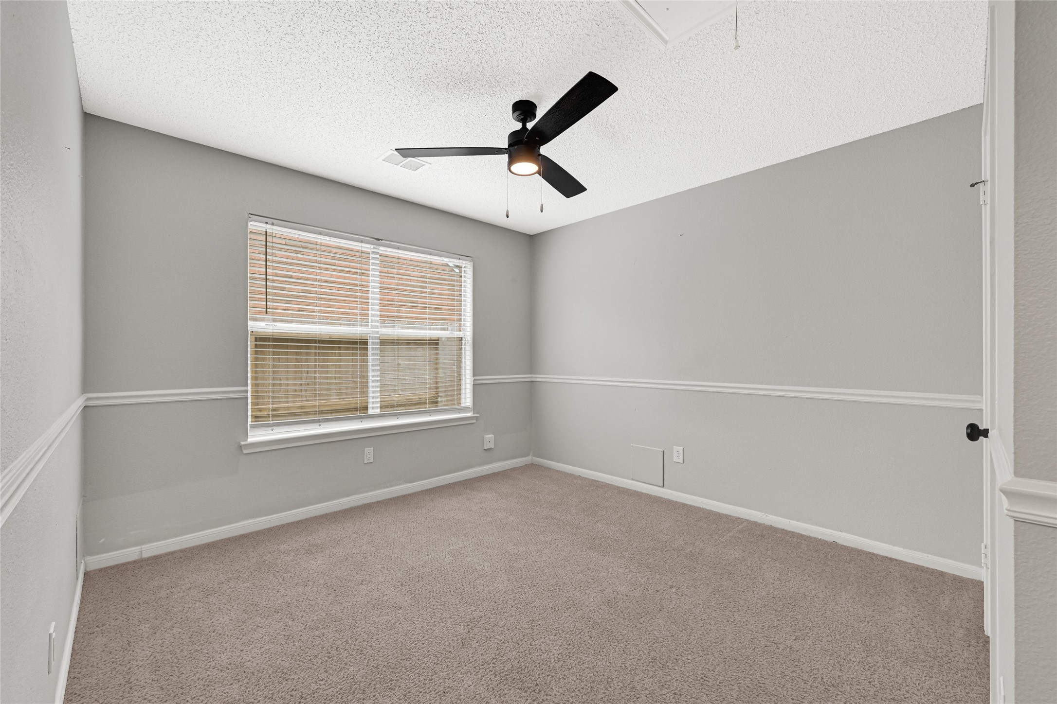 3906 Greenwood Drive Property Photo 17