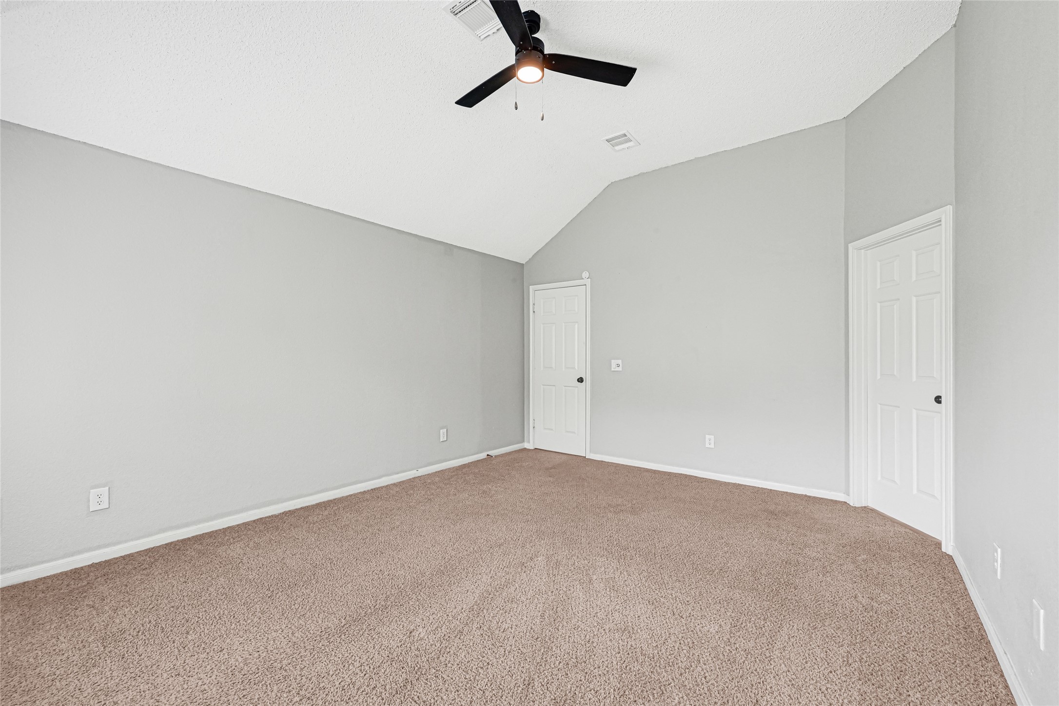 3906 Greenwood Drive Property Photo 20