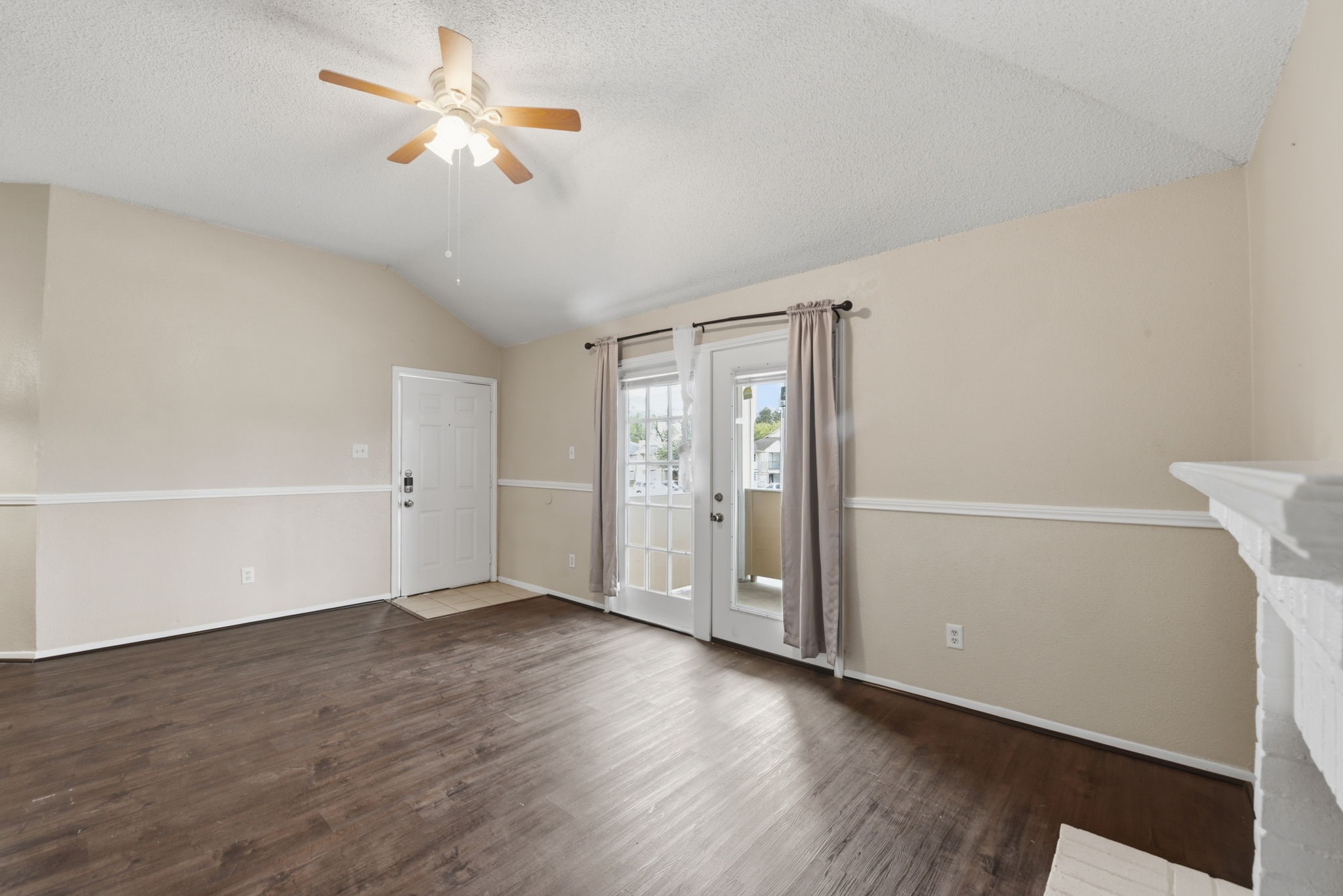1310 Brenda Lane C Property Photo 7
