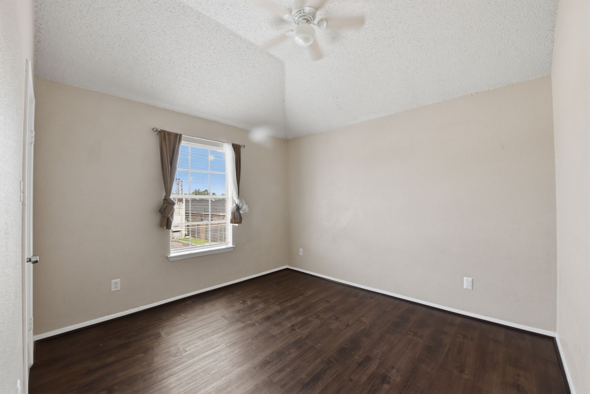 1310 Brenda Lane C Property Photo 11