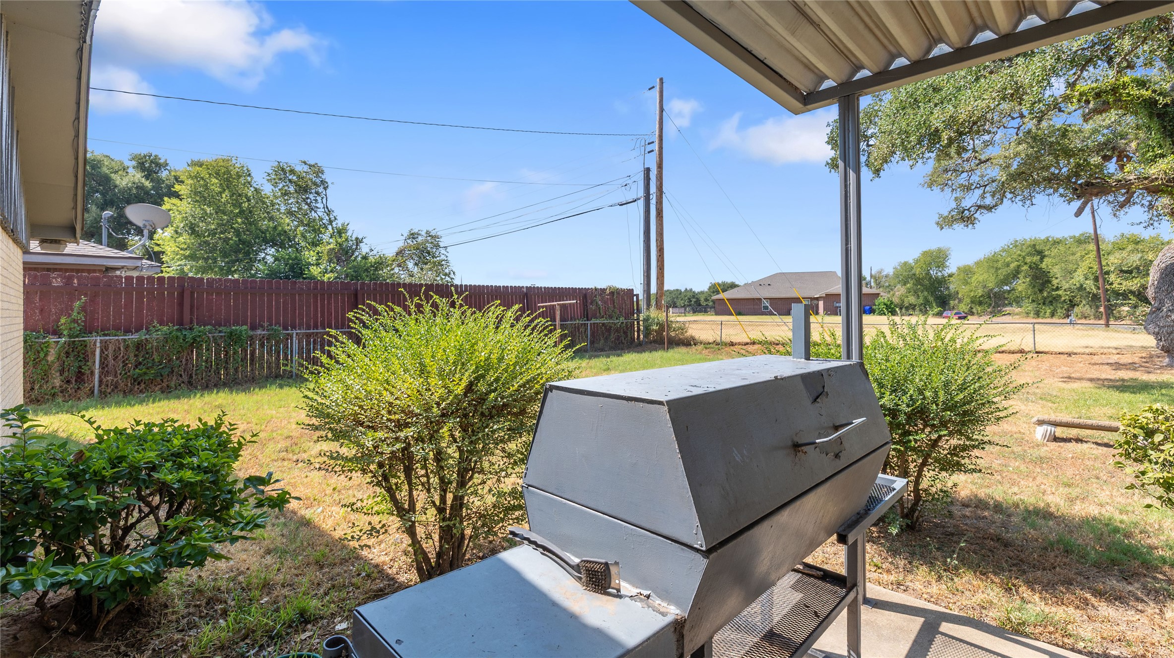 2116 Easy Street Property Photo 19