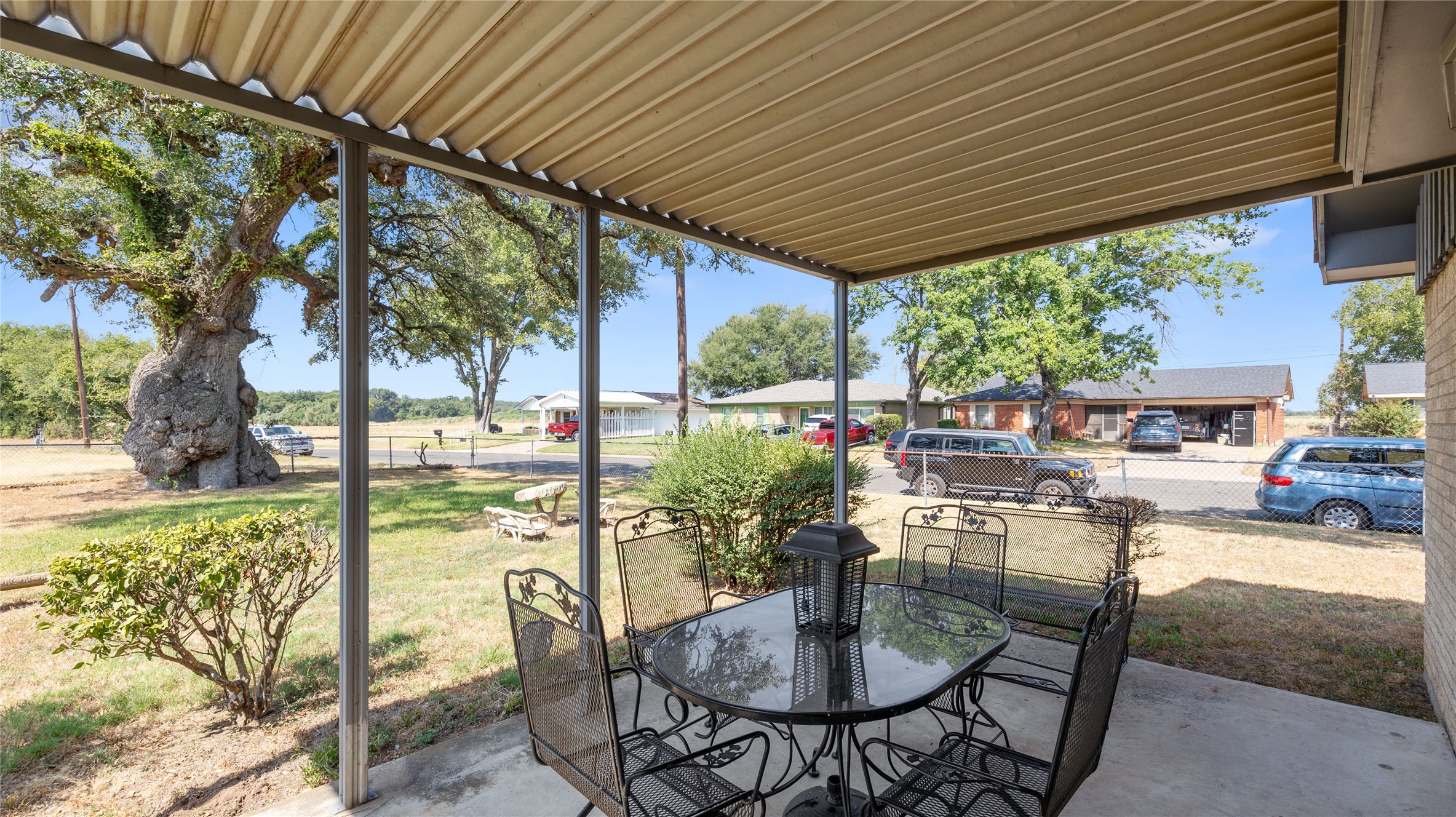 2116 Easy Street Property Photo 20