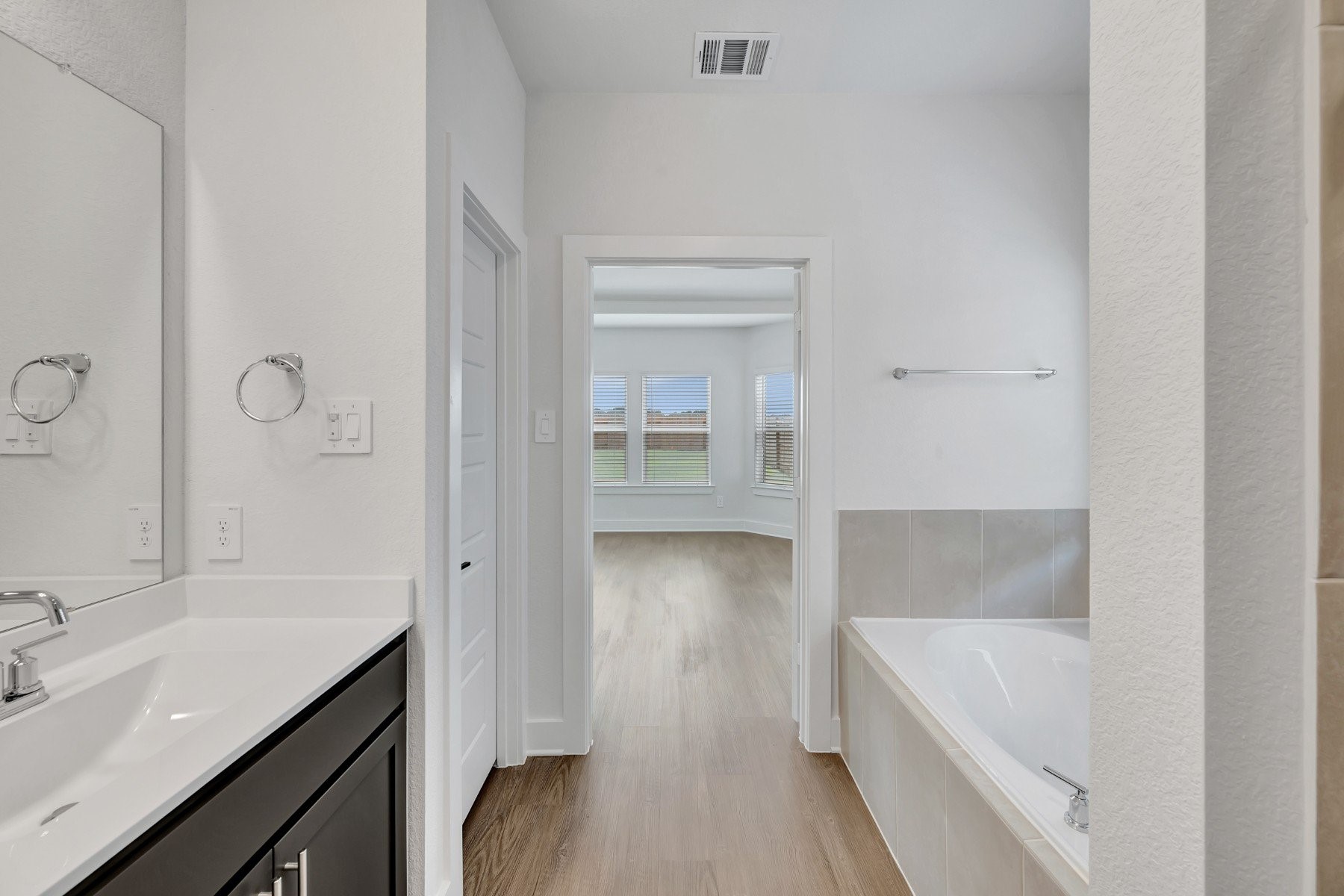 21215 Jacaranda Blossom Way Property Photo 34