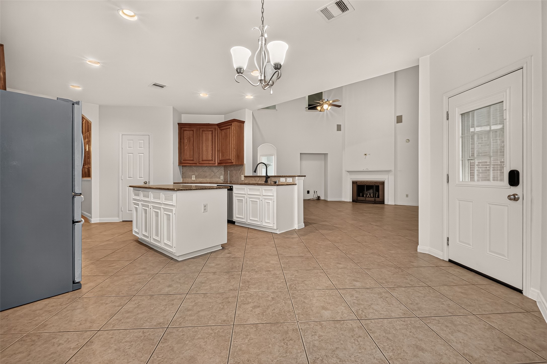 331 Silver Creek Circle Property Photo 15