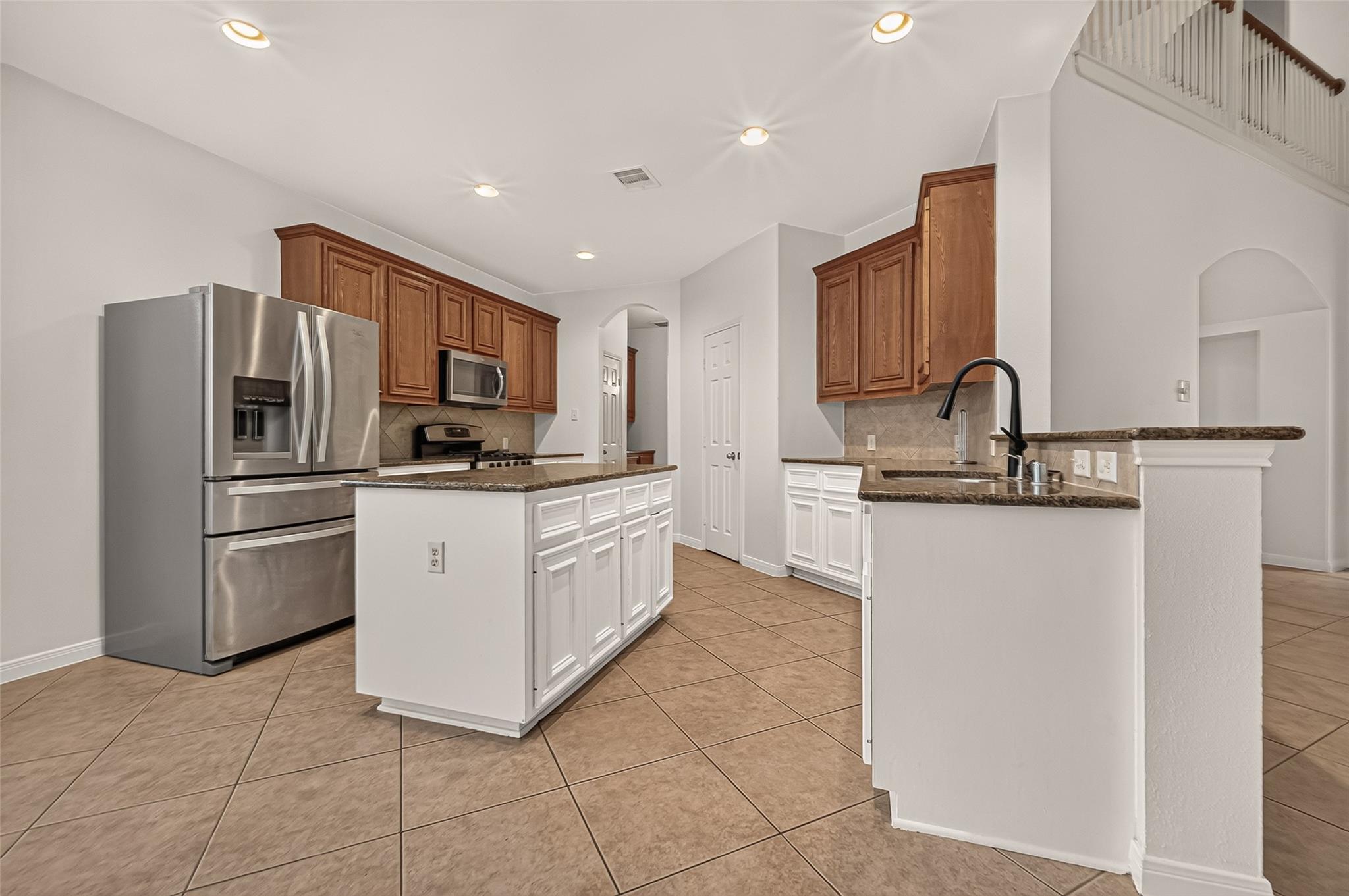 331 Silver Creek Circle Property Photo 16