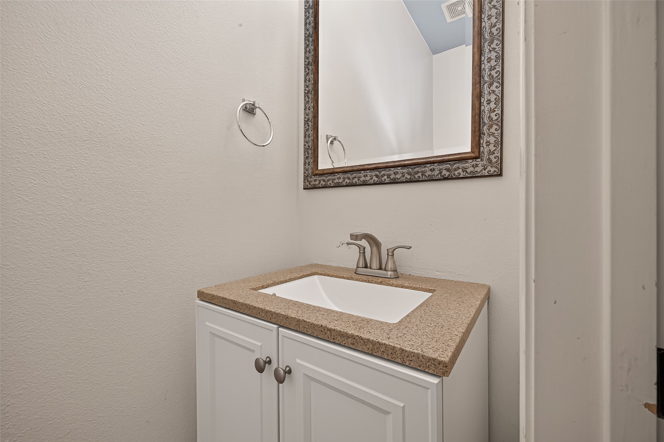 331 Silver Creek Circle Property Photo 24