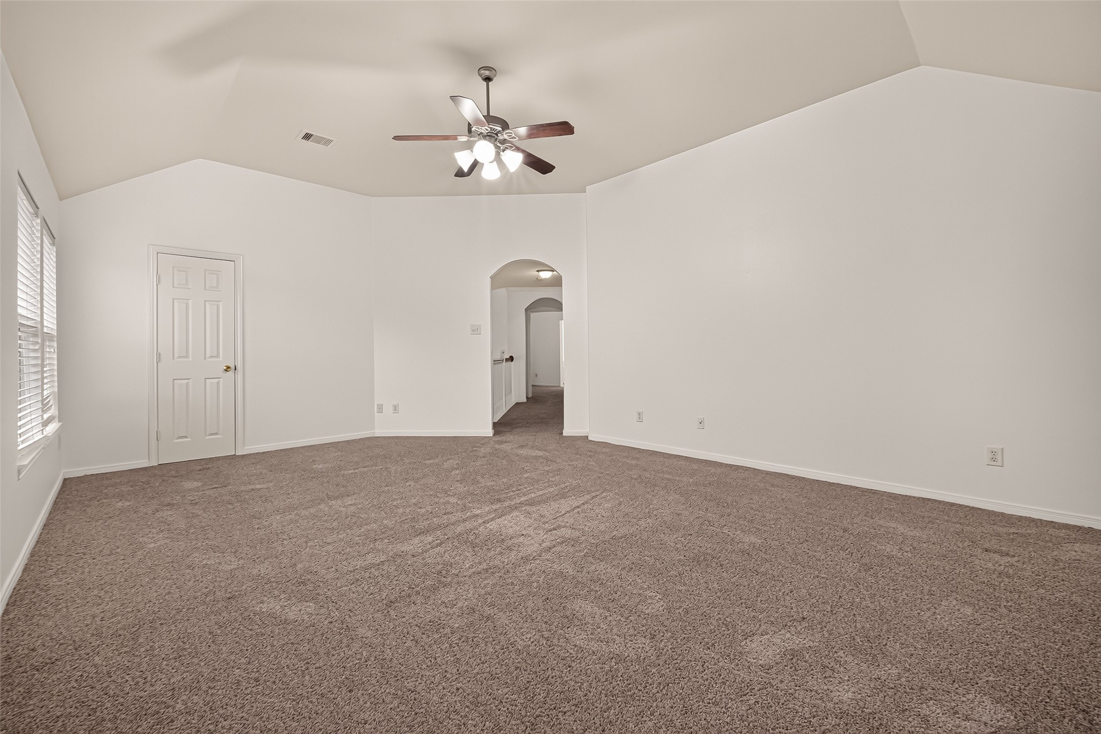 331 Silver Creek Circle Property Photo 26