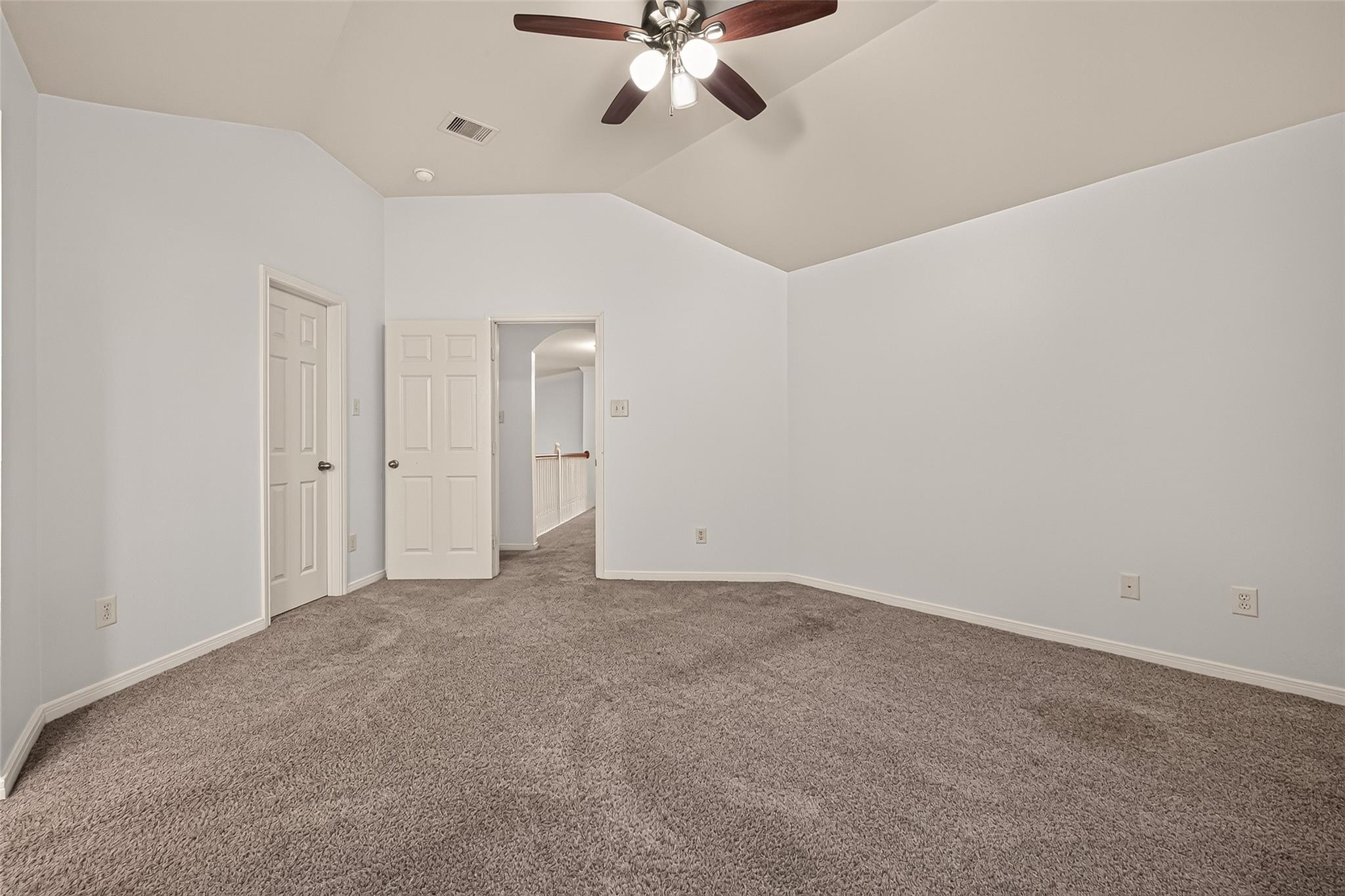 331 Silver Creek Circle Property Photo 29