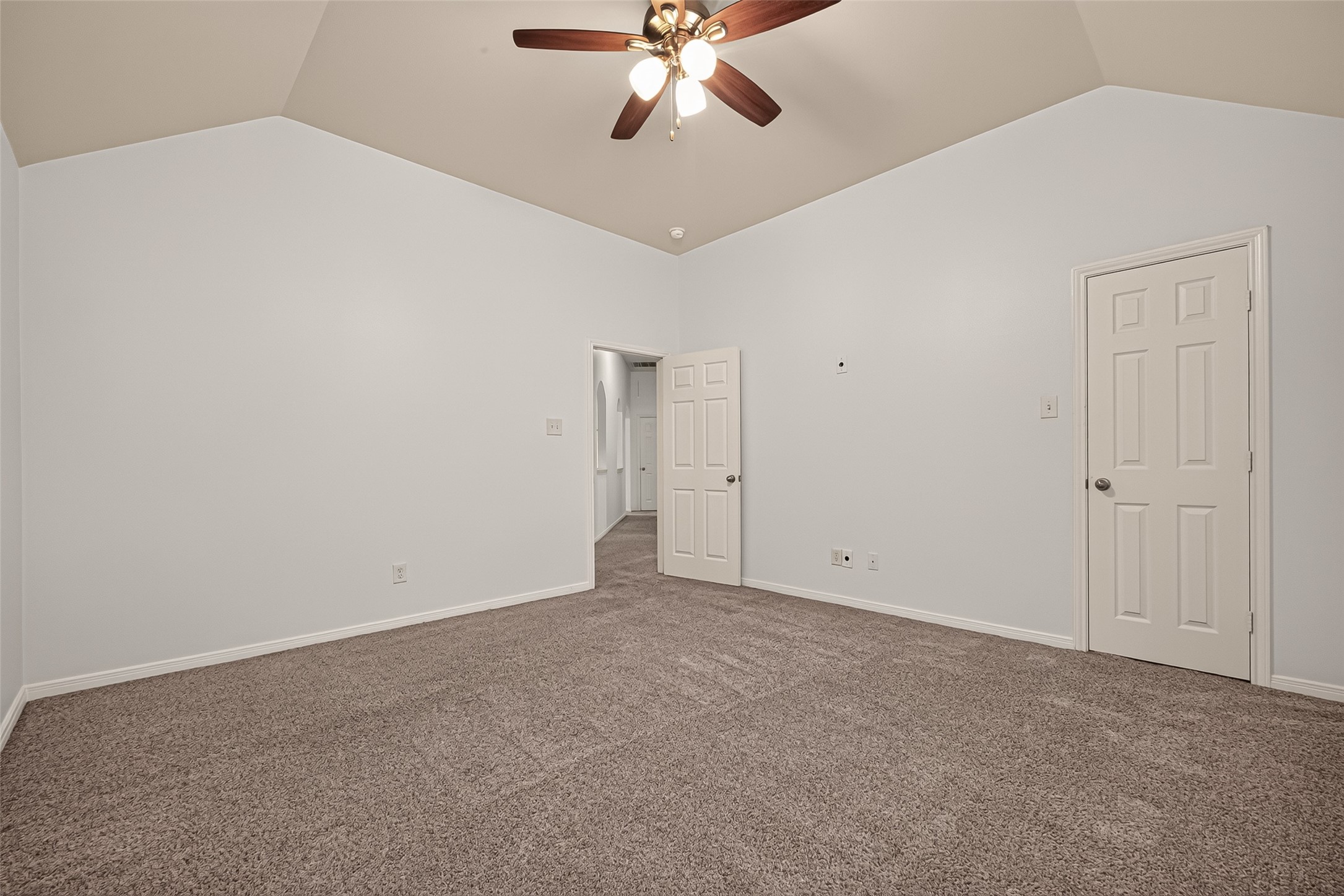 331 Silver Creek Circle Property Photo 36