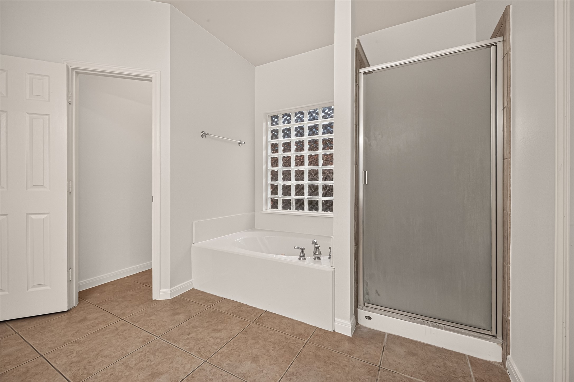 331 Silver Creek Circle Property Photo 44