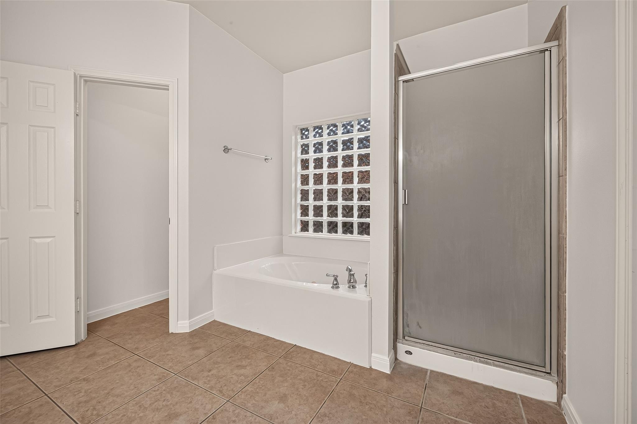 331 Silver Creek Circle Property Photo 44