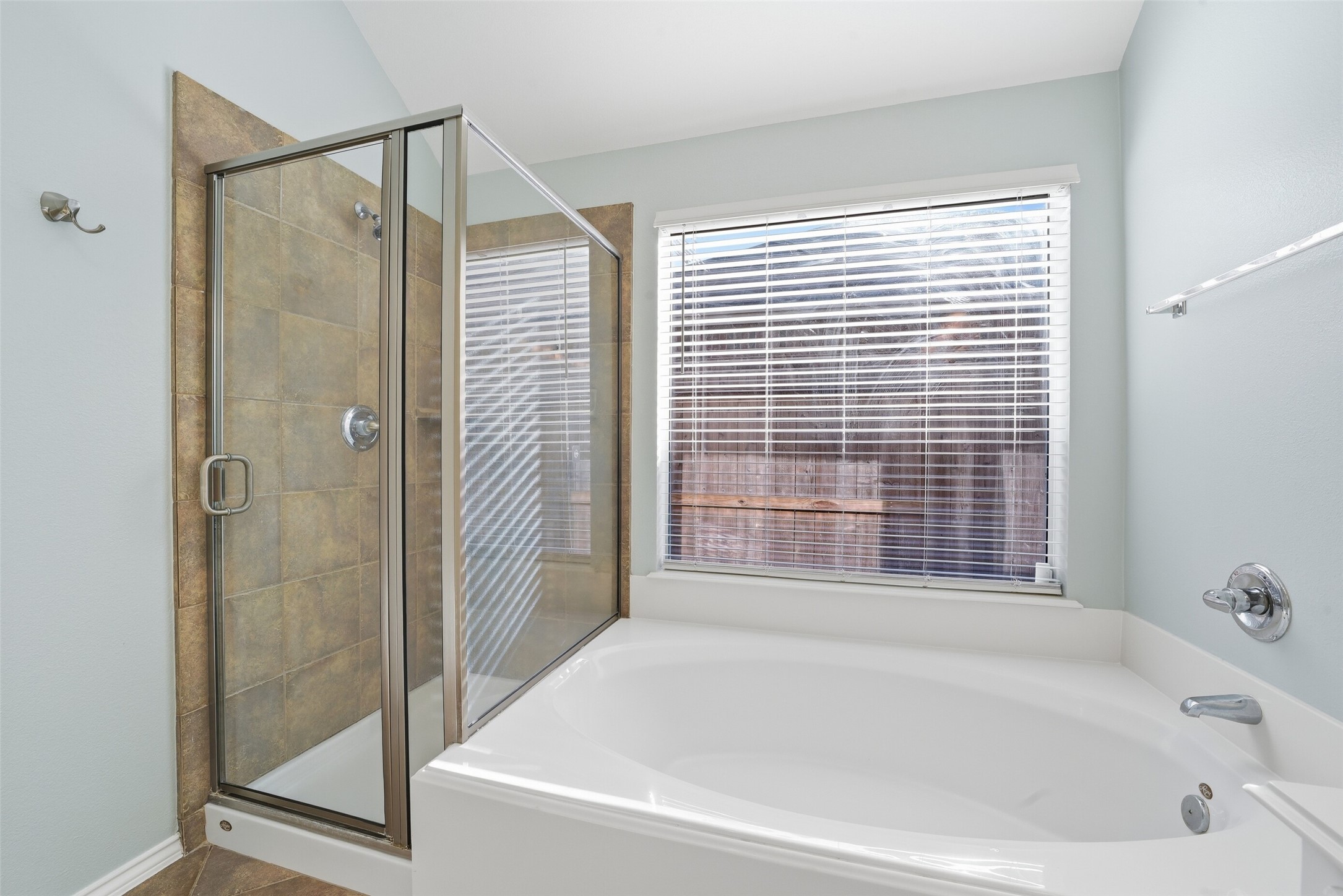 28210 Everett Knolls Drive Property Photo 22
