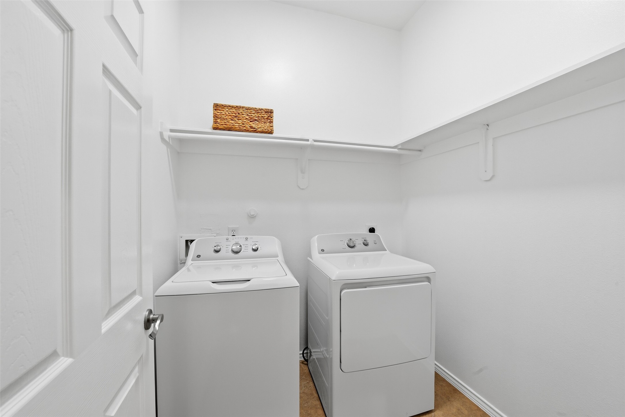 28210 Everett Knolls Drive Property Photo 31