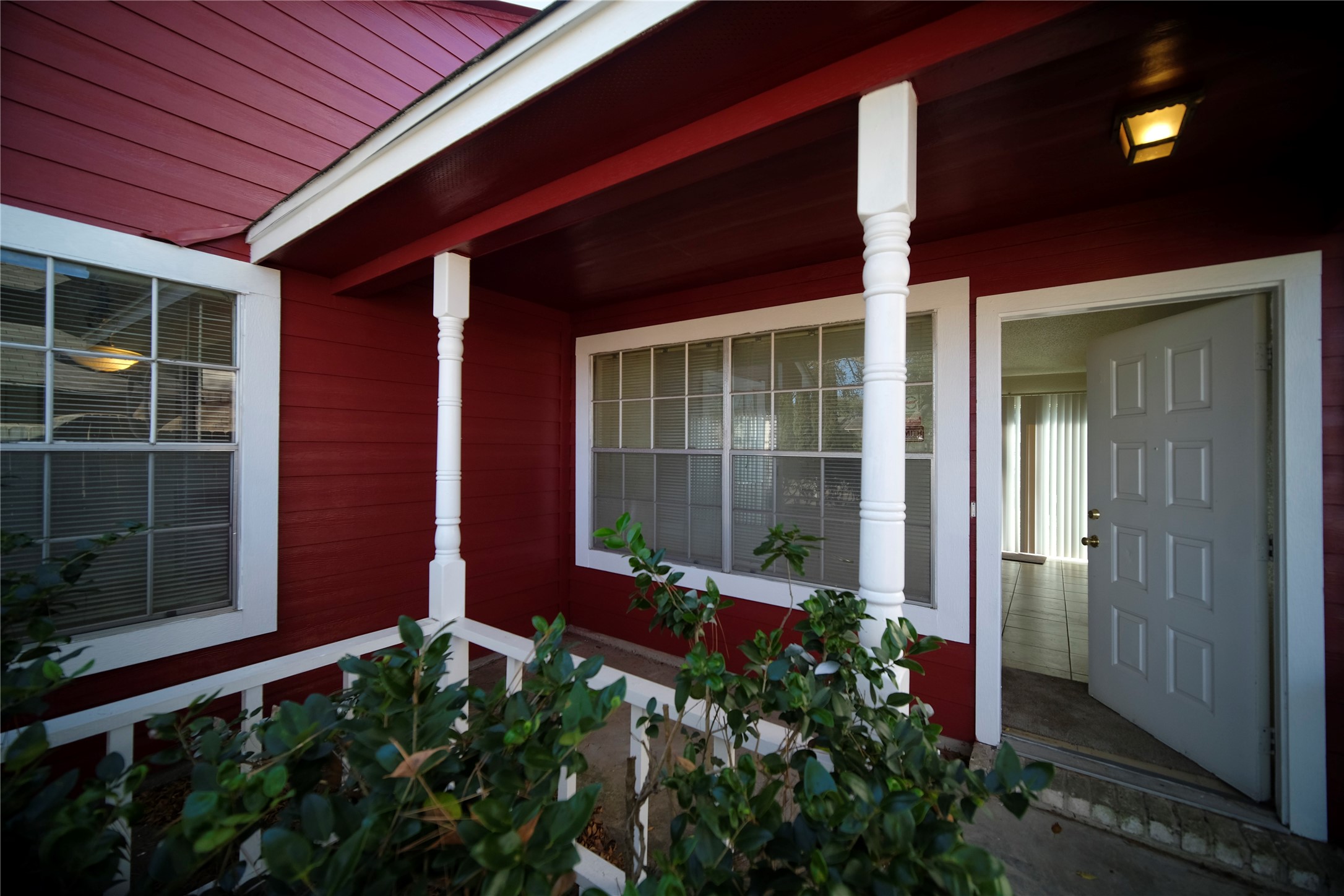12051 Spring Grove Drive Property Photo 2