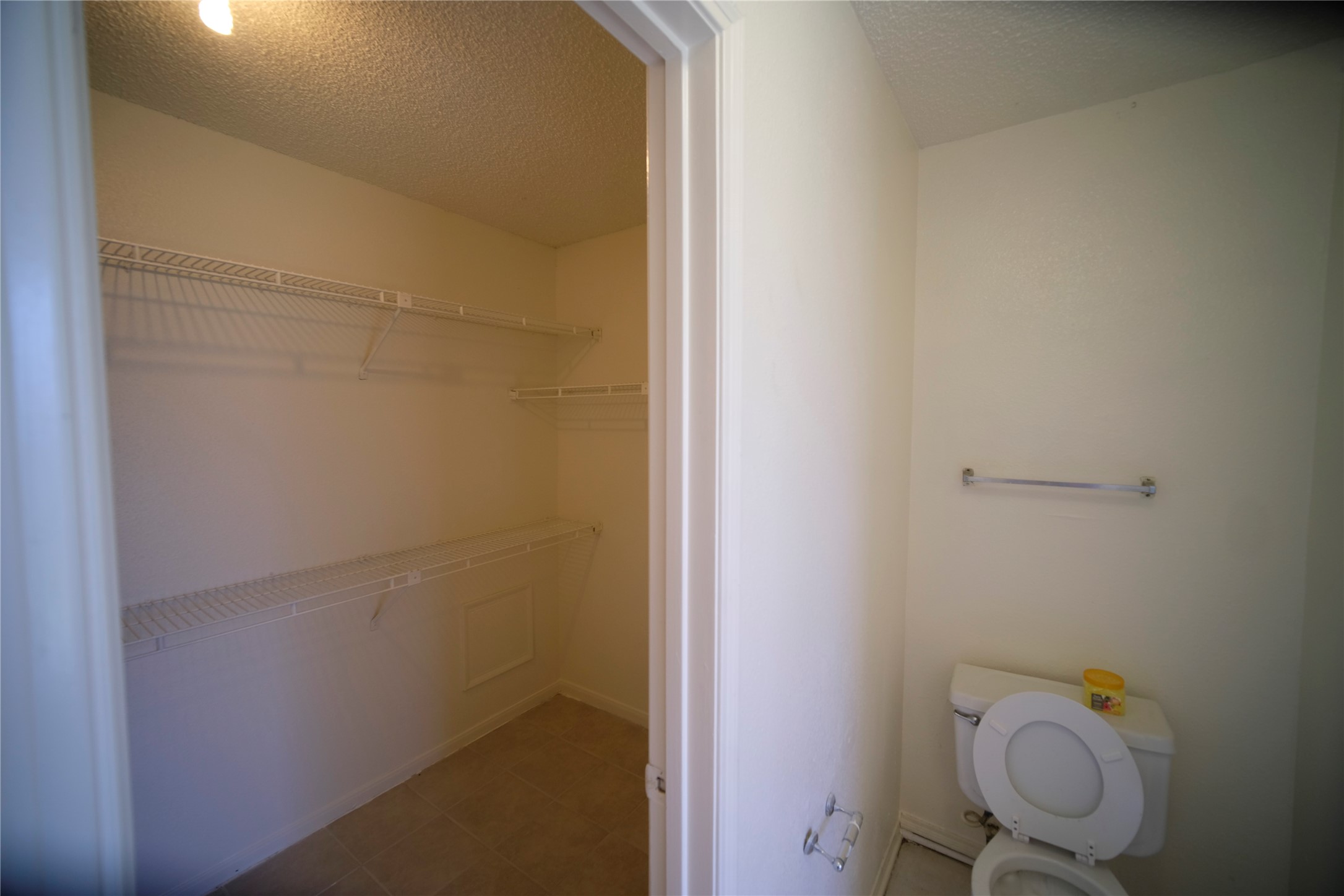 12051 Spring Grove Drive Property Photo 11