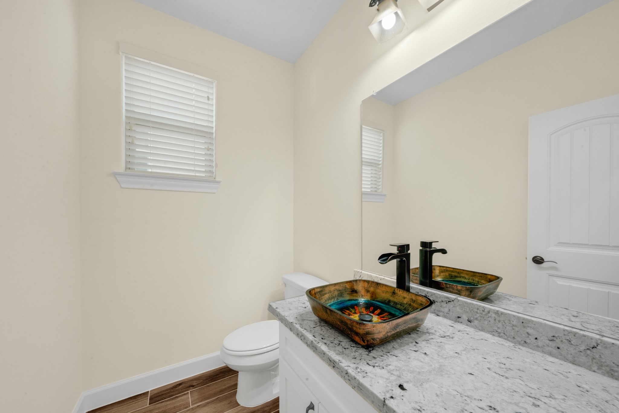 16936 W Ivanhoe Property Photo 5