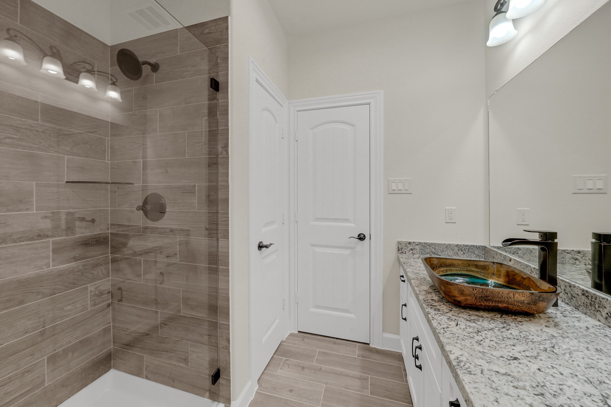 16936 W Ivanhoe Property Photo 23