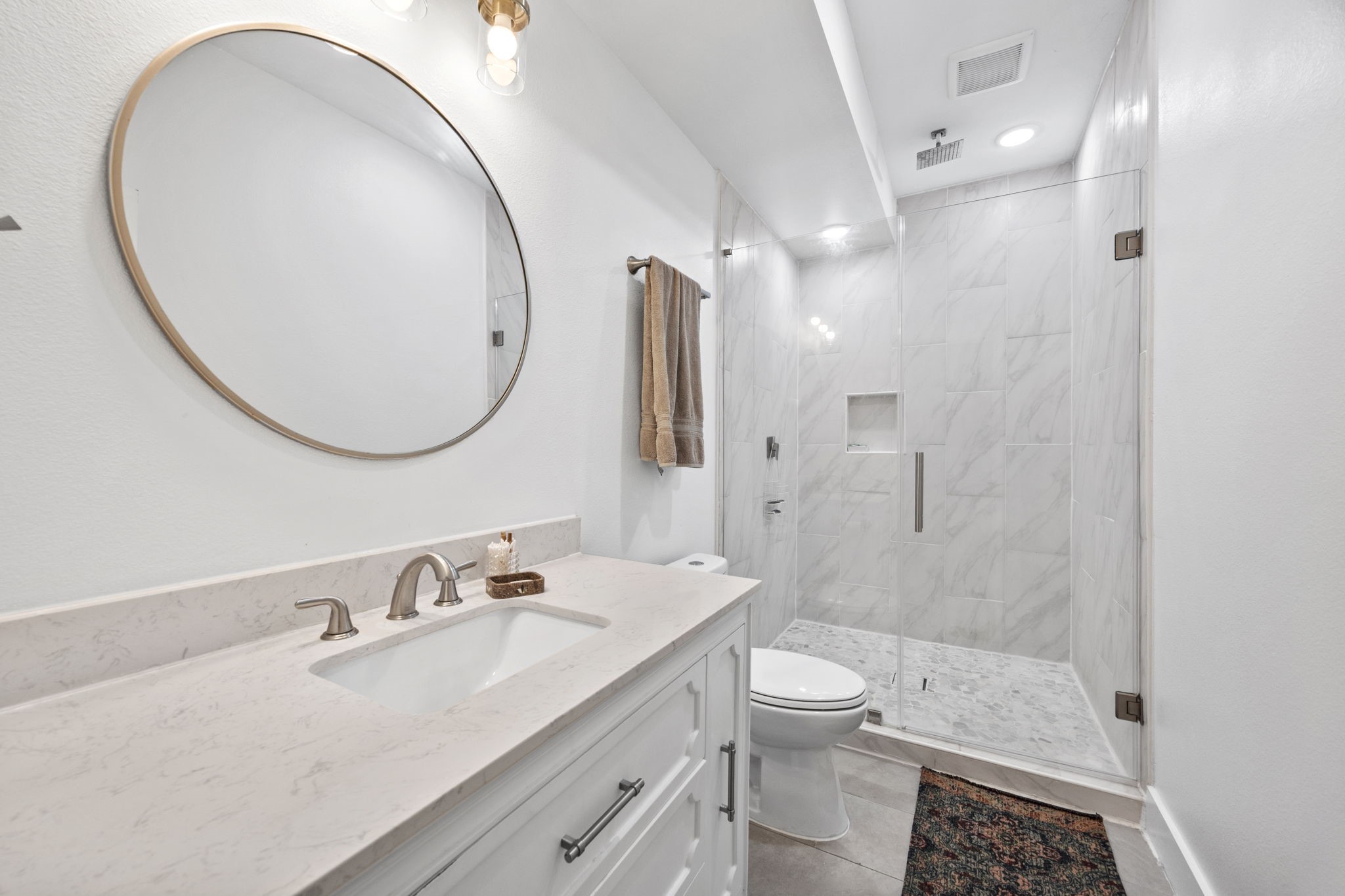 1710 Mckee Street Property Photo 27