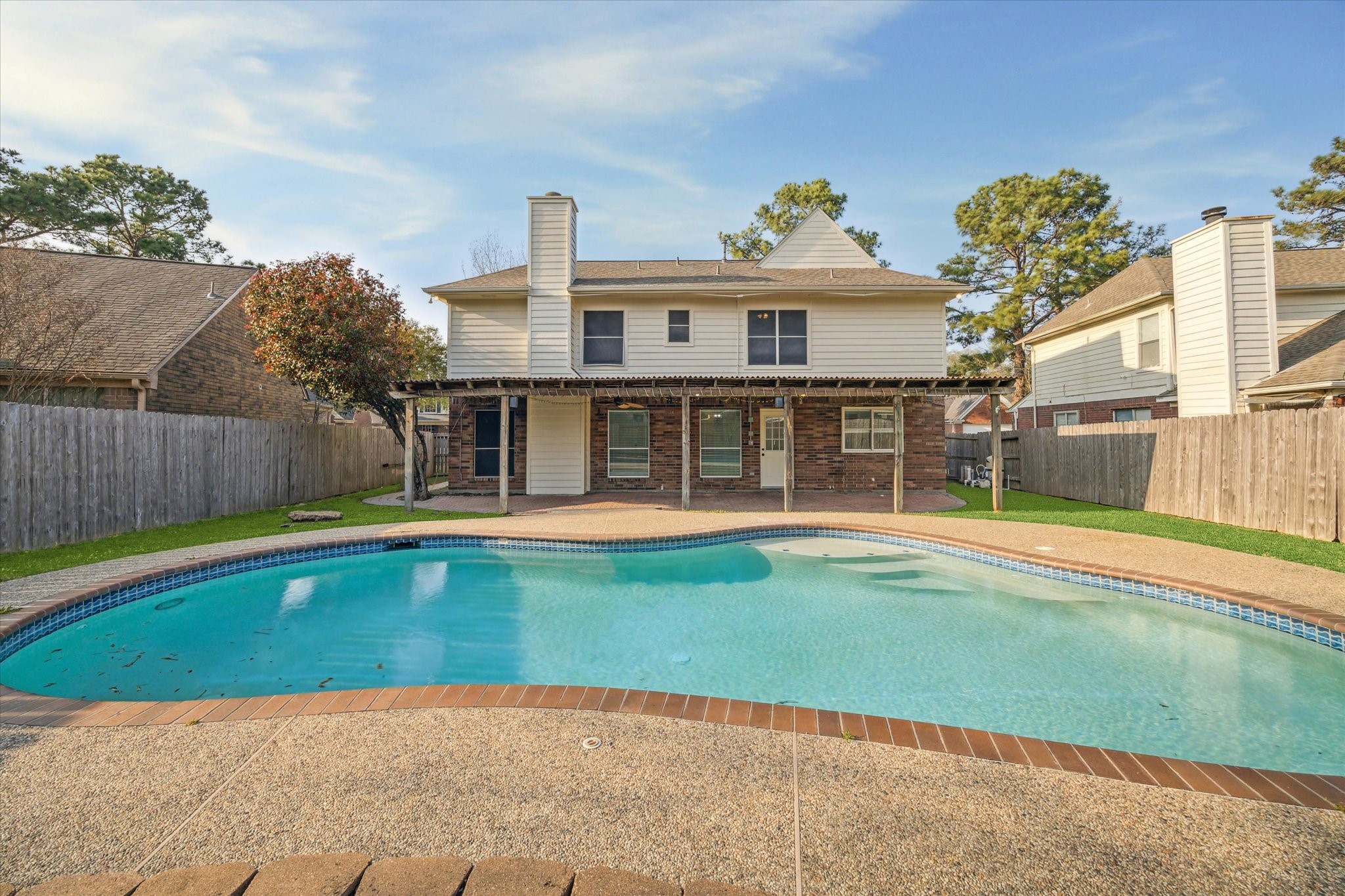 18035 Berry Branch Drive Property Photo 6