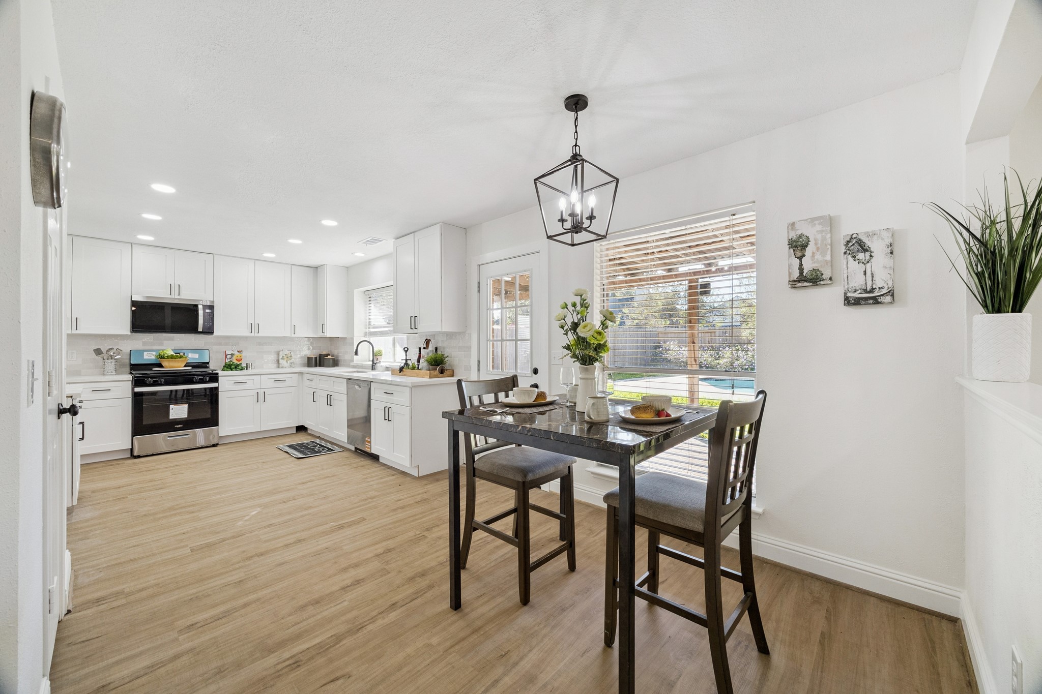 18035 Berry Branch Drive Property Photo 10