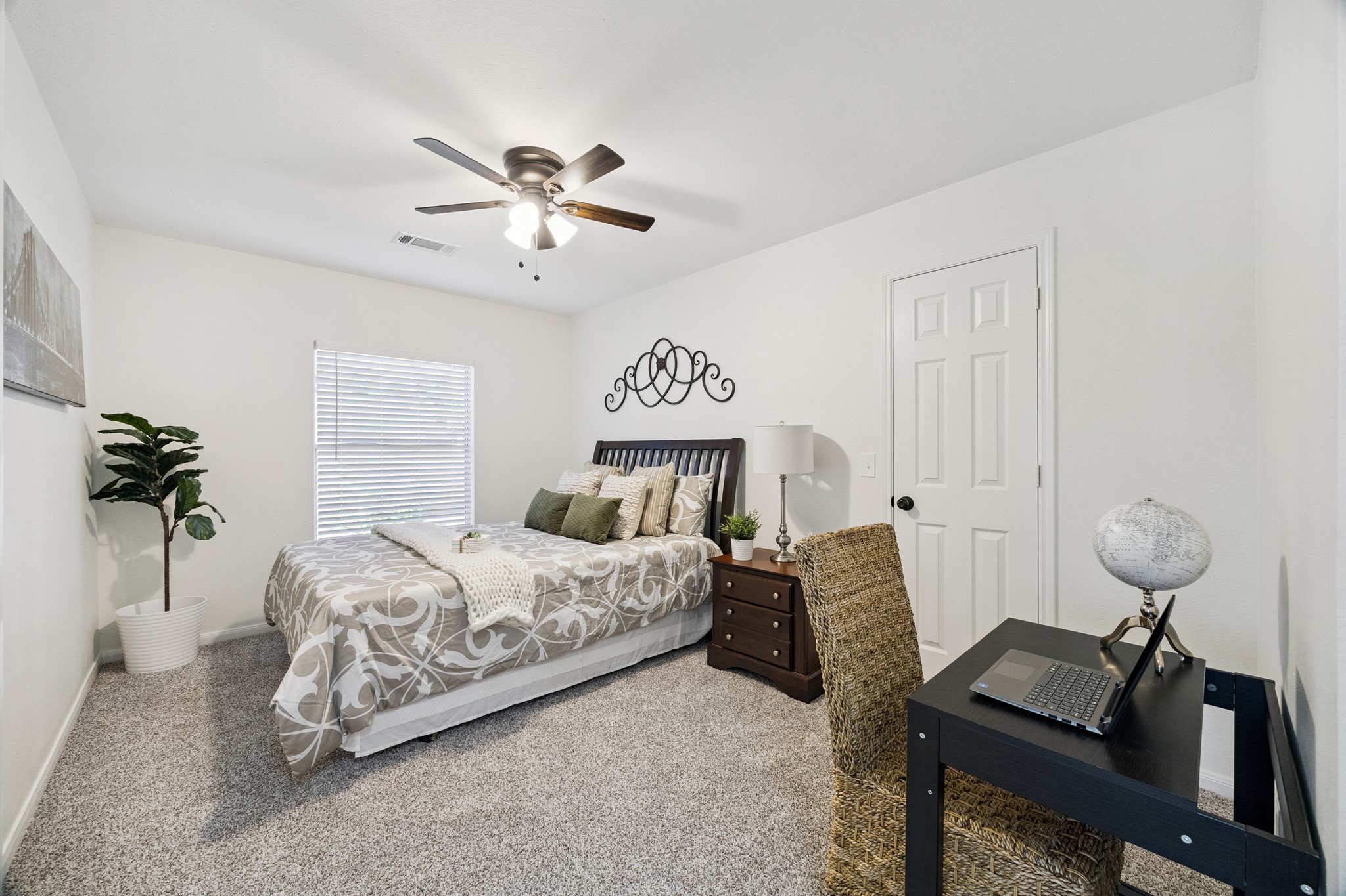 18035 Berry Branch Drive Property Photo 15