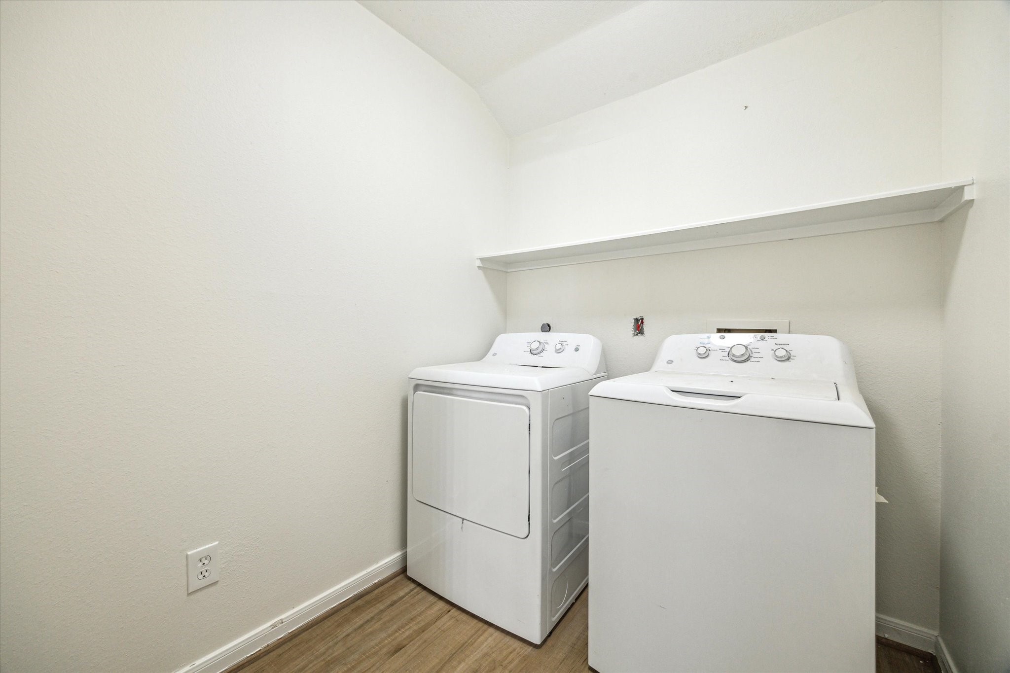 18035 Berry Branch Drive Property Photo 17