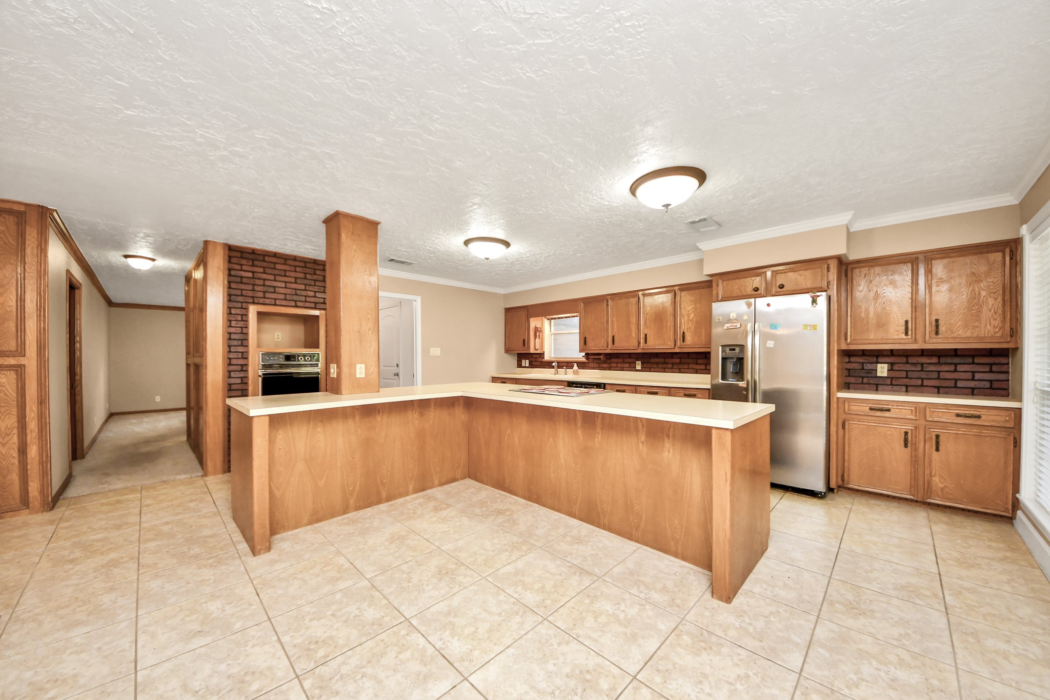 215 Hardy Street Property Photo 12