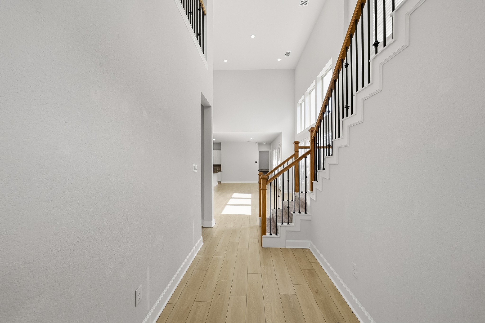 1538 Park Path Drive Property Photo 4