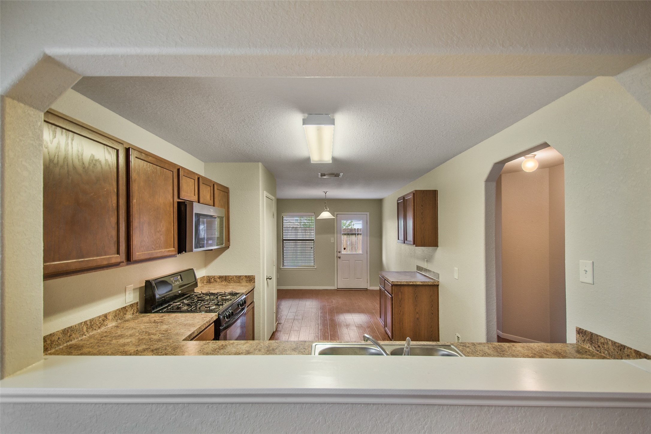 15426 Sableton Crest Lane Property Photo 4