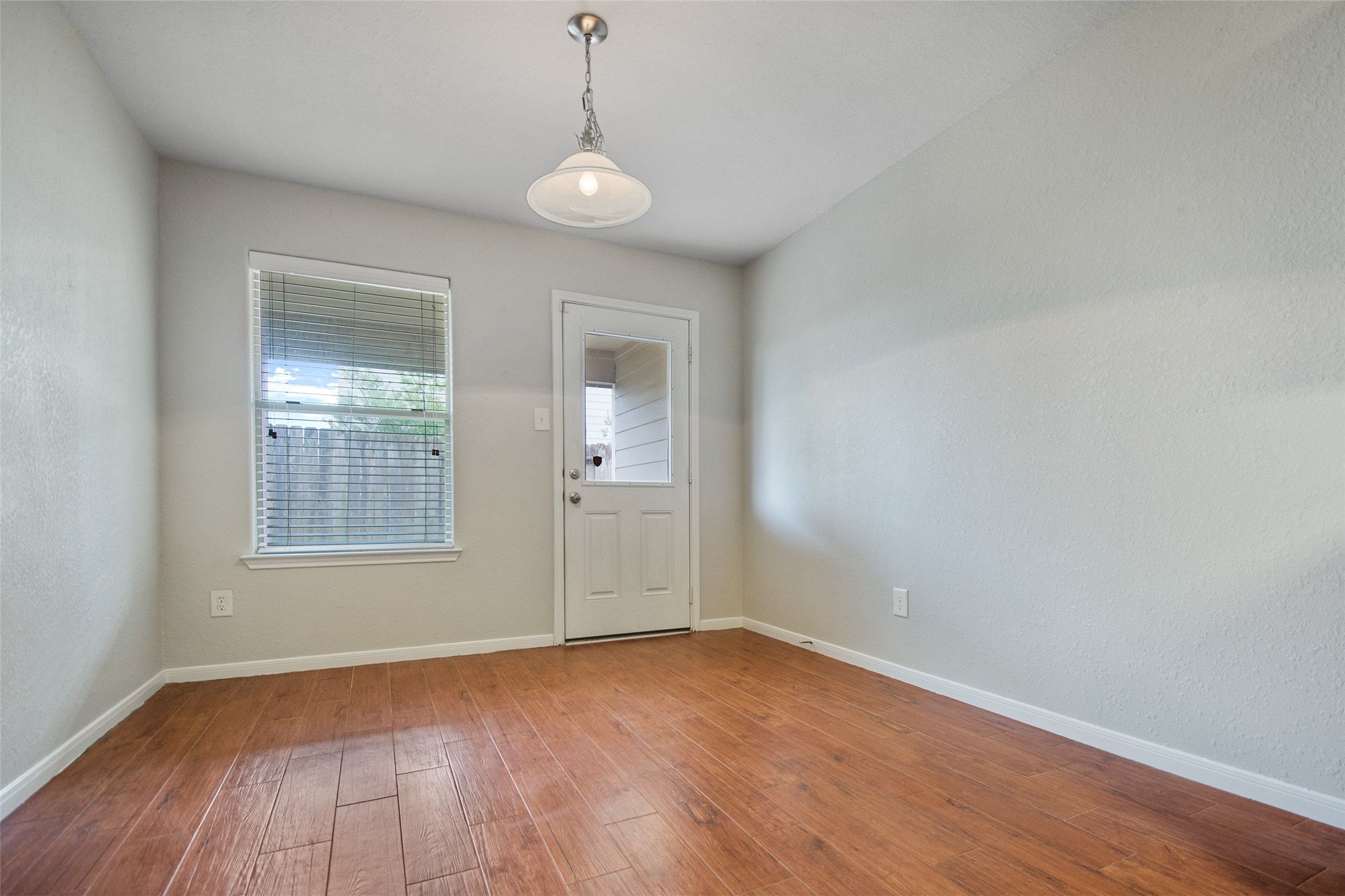 15426 Sableton Crest Lane Property Photo 8