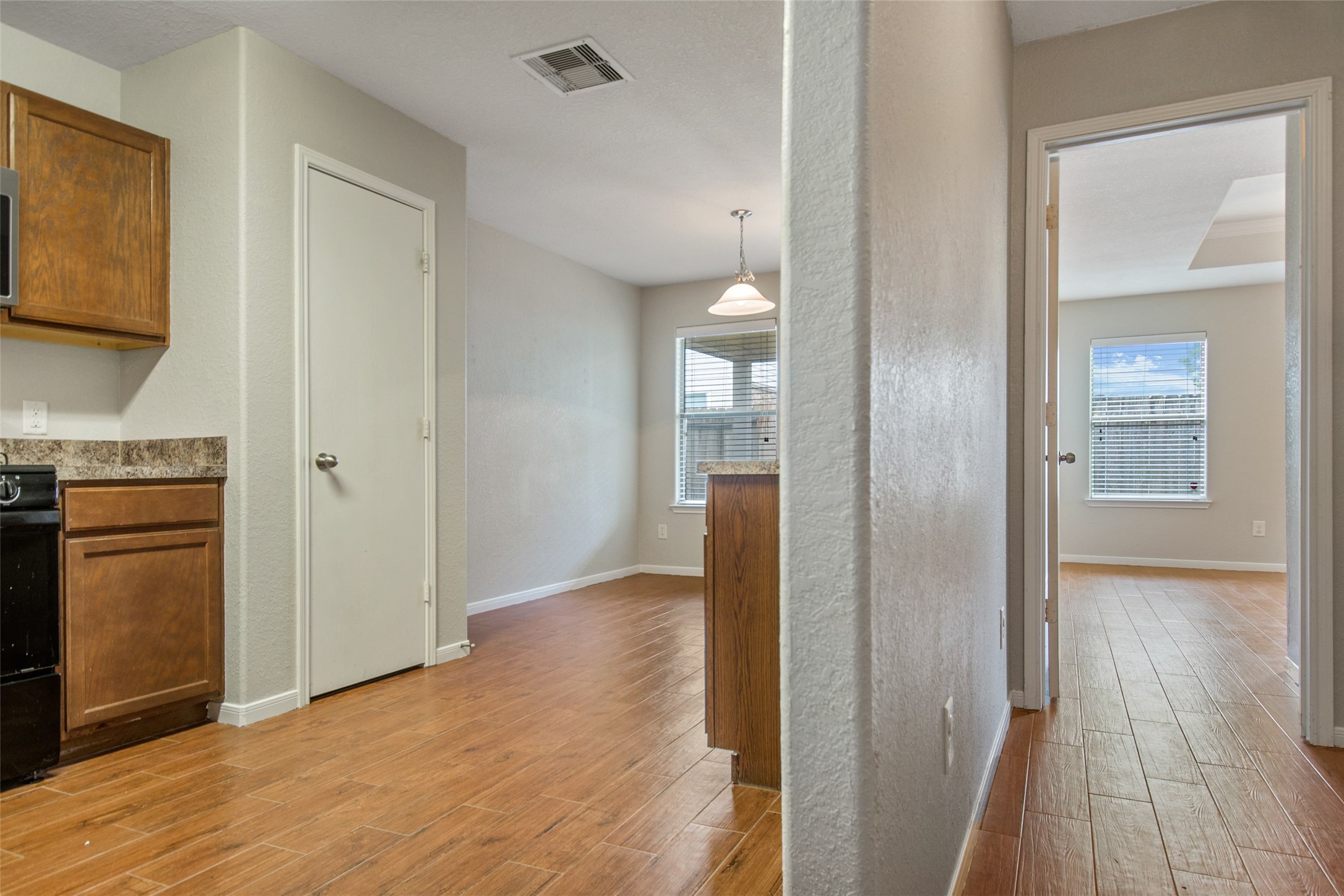 15426 Sableton Crest Lane Property Photo 11