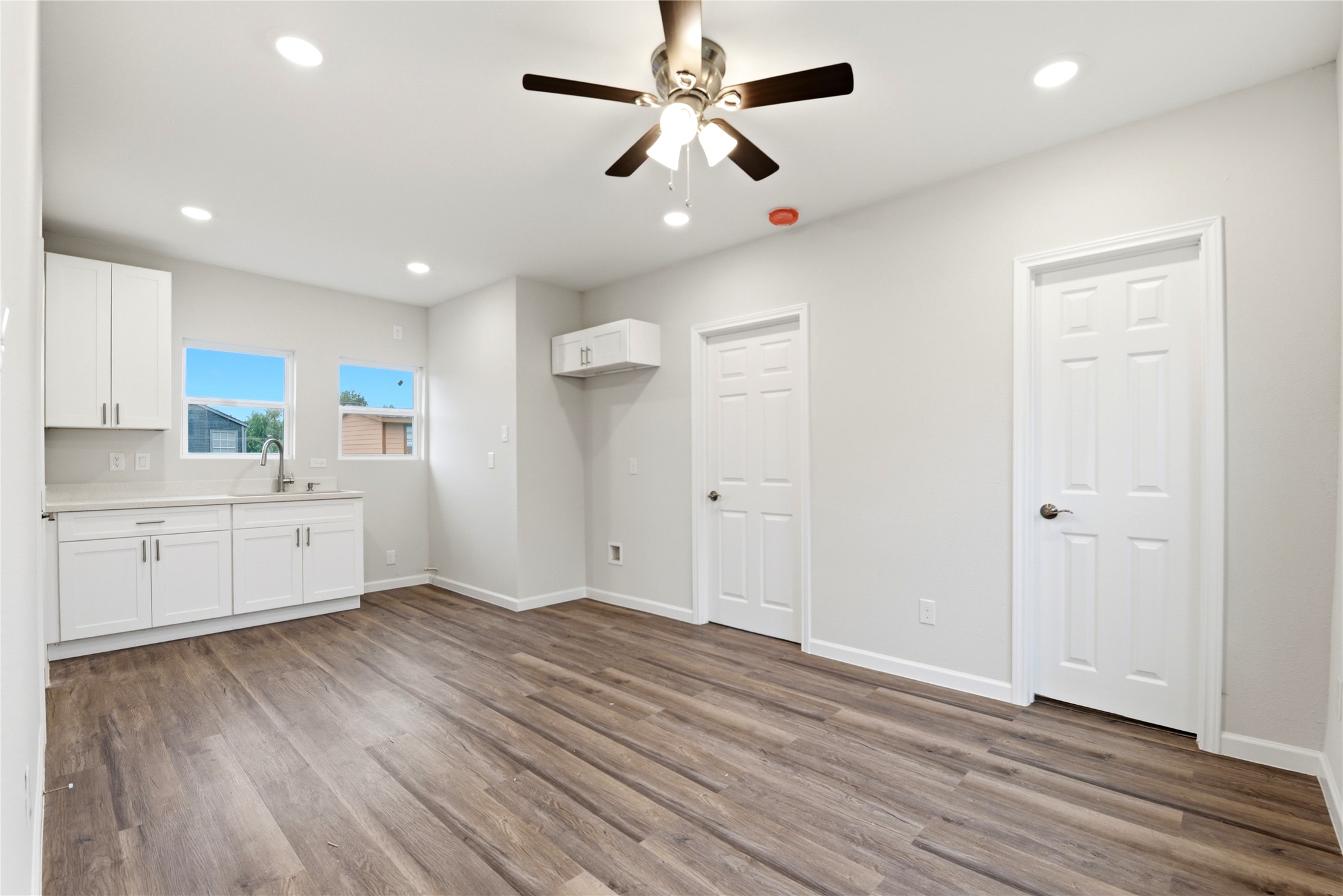 7010 Brownsville Street Property Photo 2