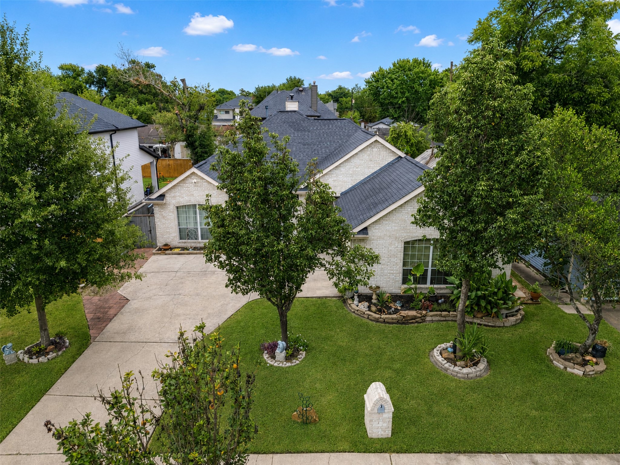 1914 Restridge Drive Property Photo