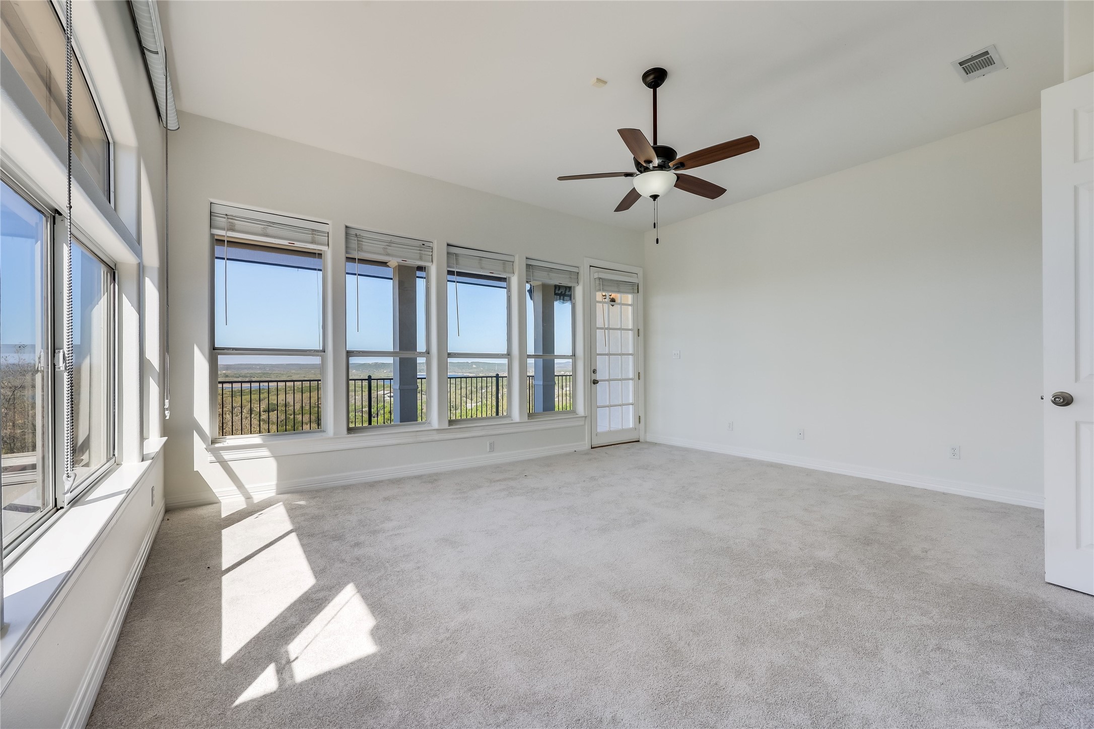 7008 Deepwood Drive Property Photo 15