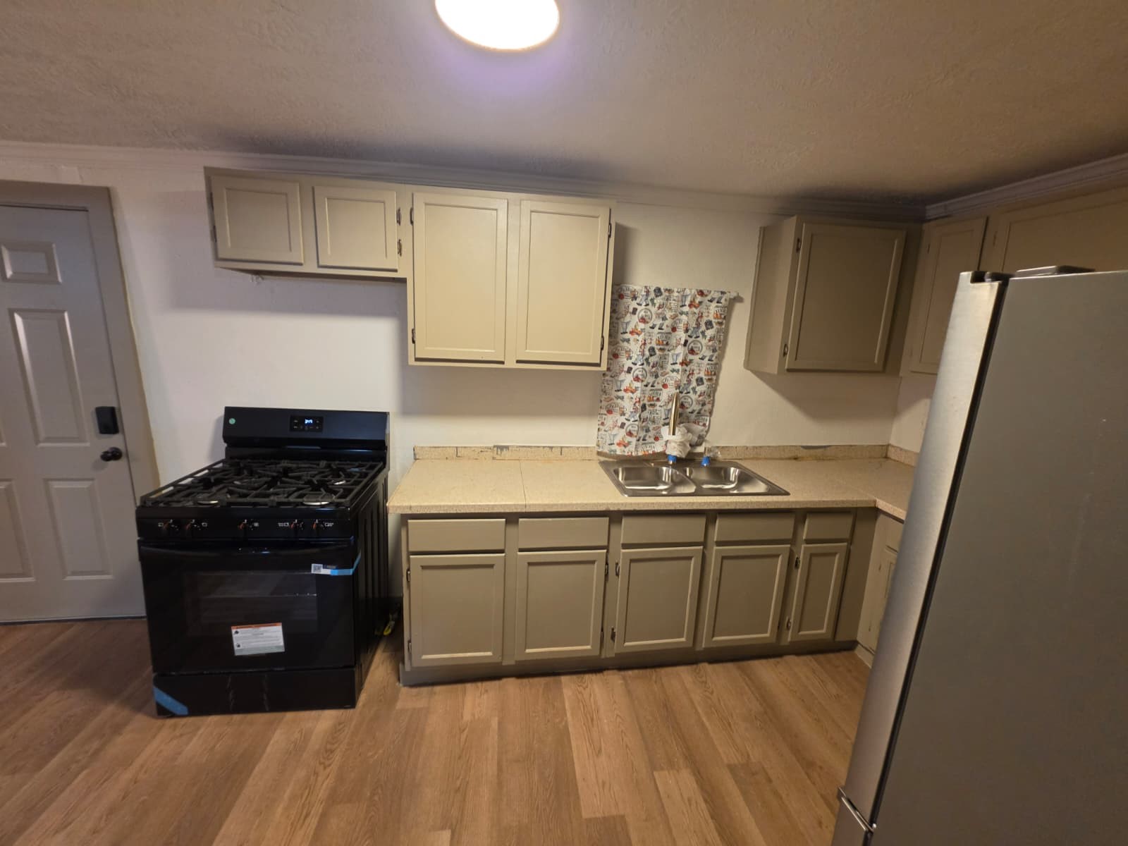 10115 Sand Springs Ave Property Photo 2