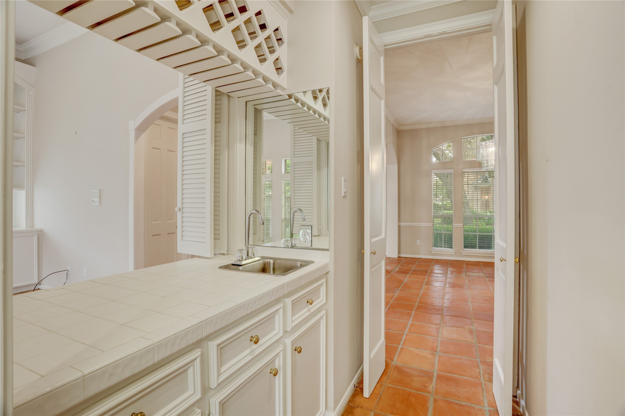 45 Ambleside Crescent Drive Property Photo 7