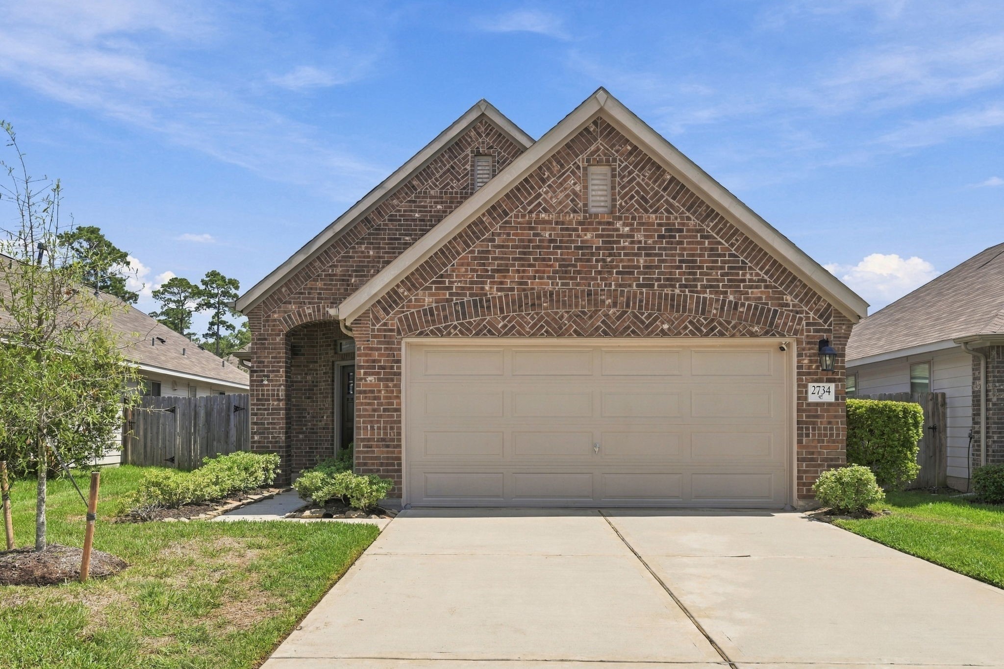 2734 Meadow View Lane Property Photo 2