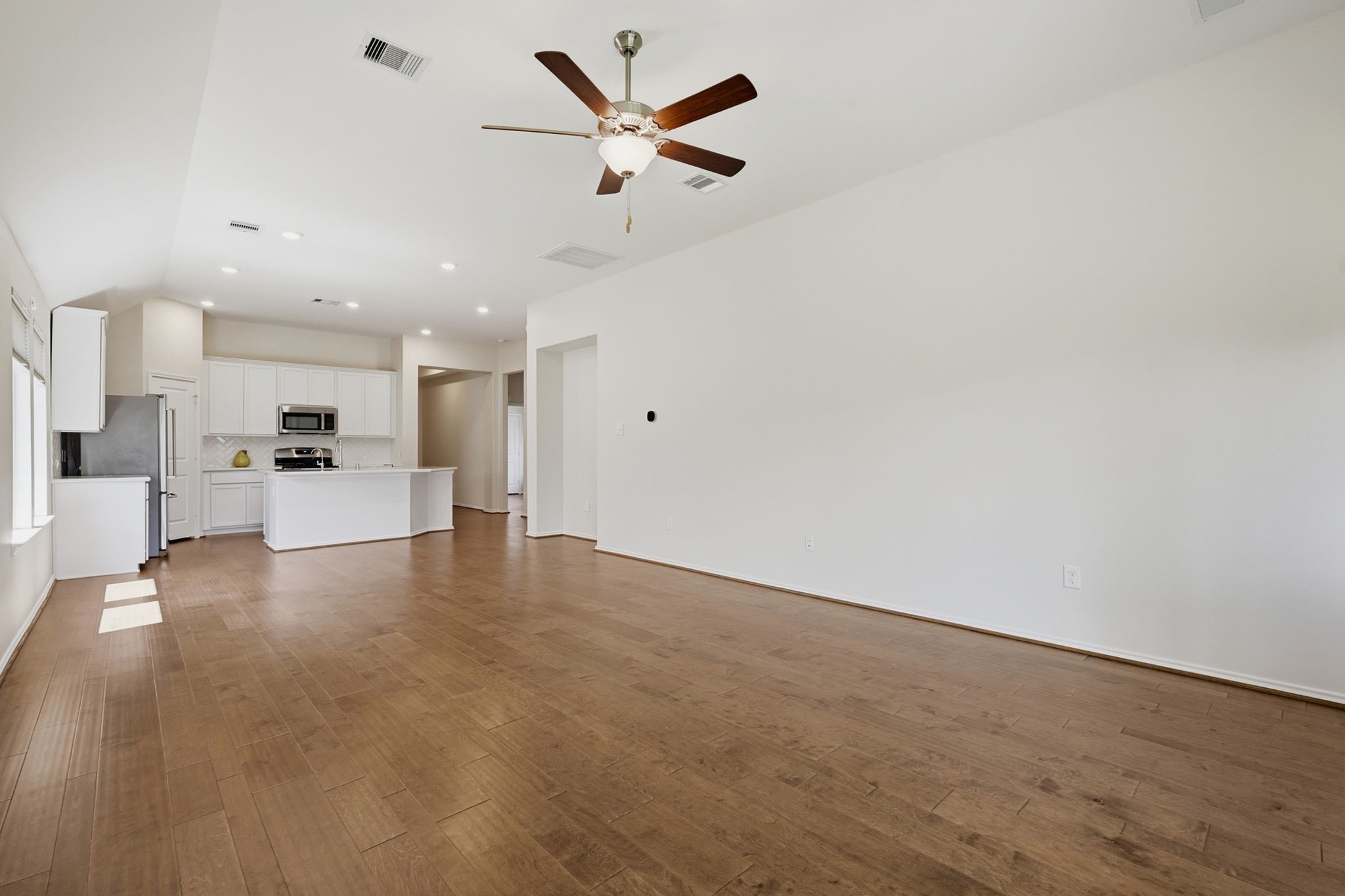 2734 Meadow View Lane Property Photo 12