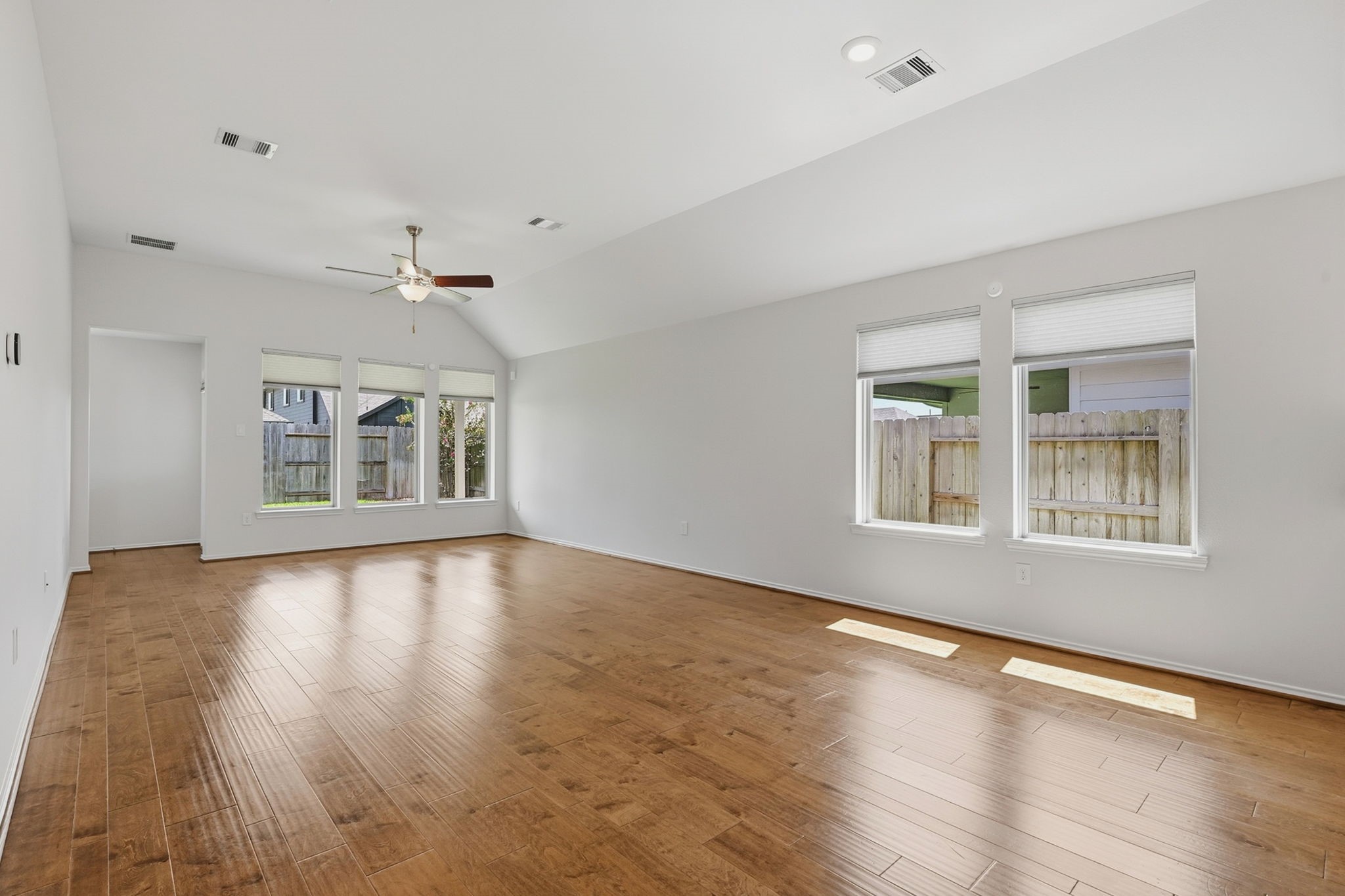 2734 Meadow View Lane Property Photo 24